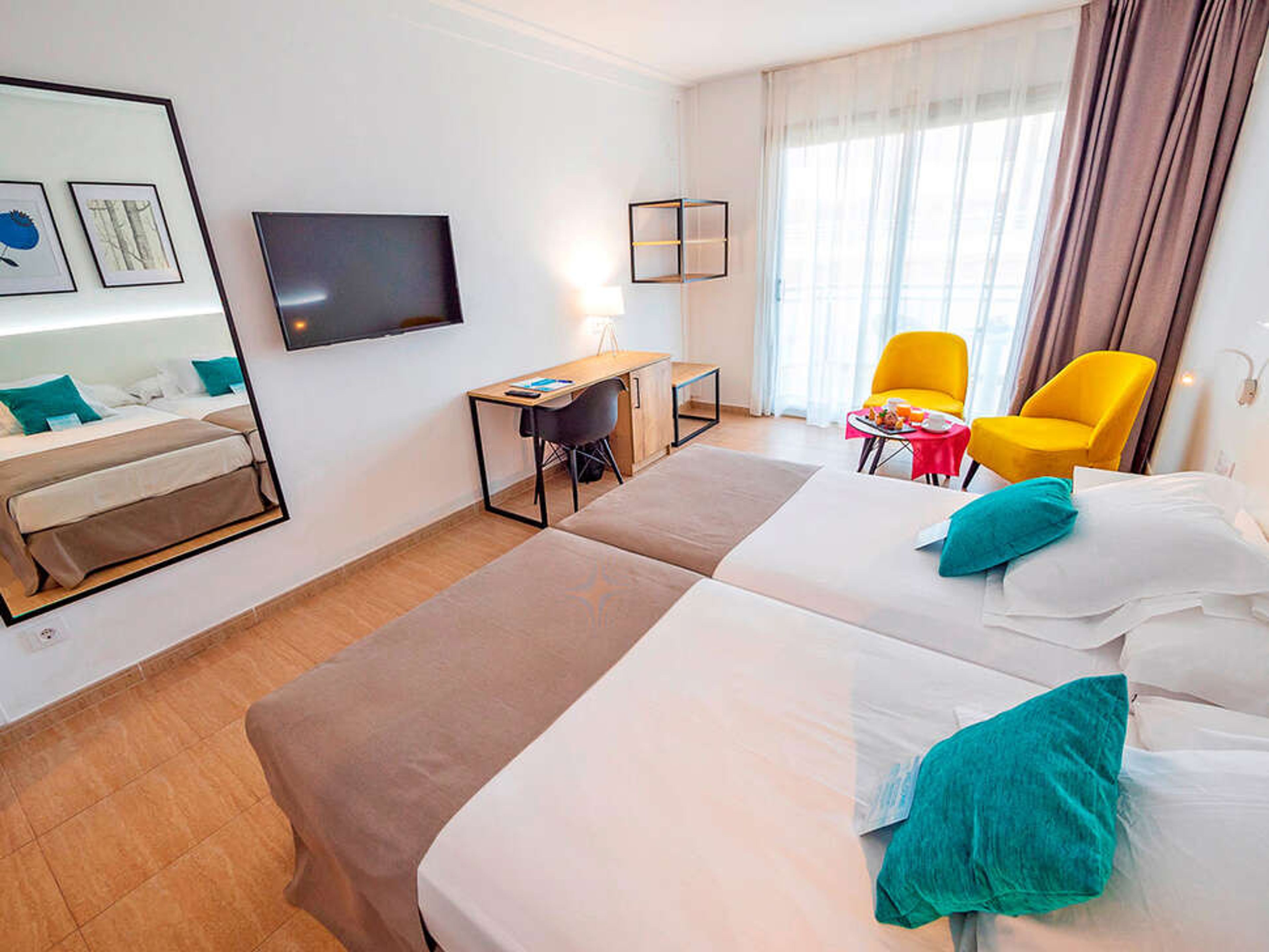 Dwo Sirius by Checkin foto 3