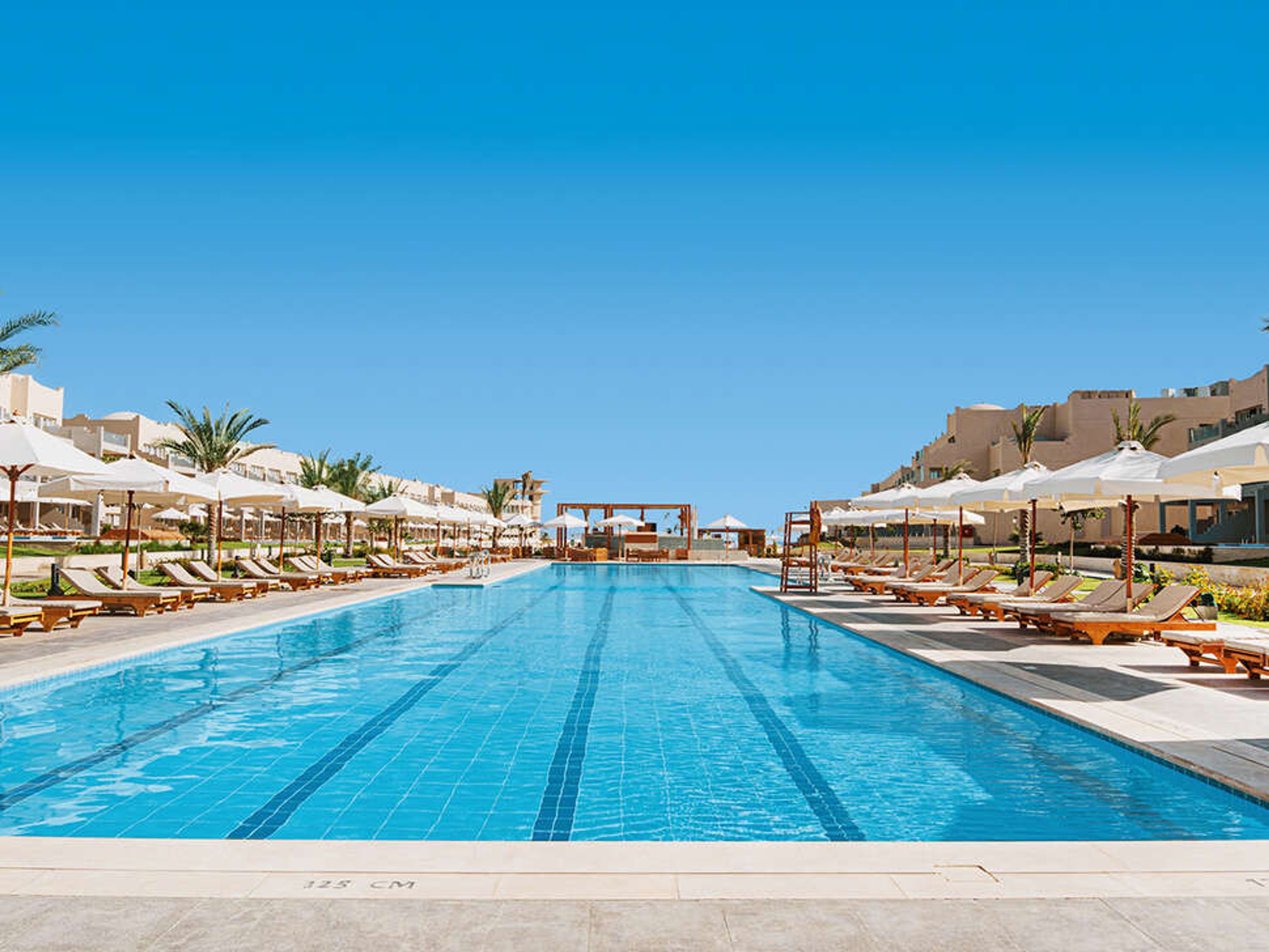 Hotel Diamond Beach by Pearl Resorts