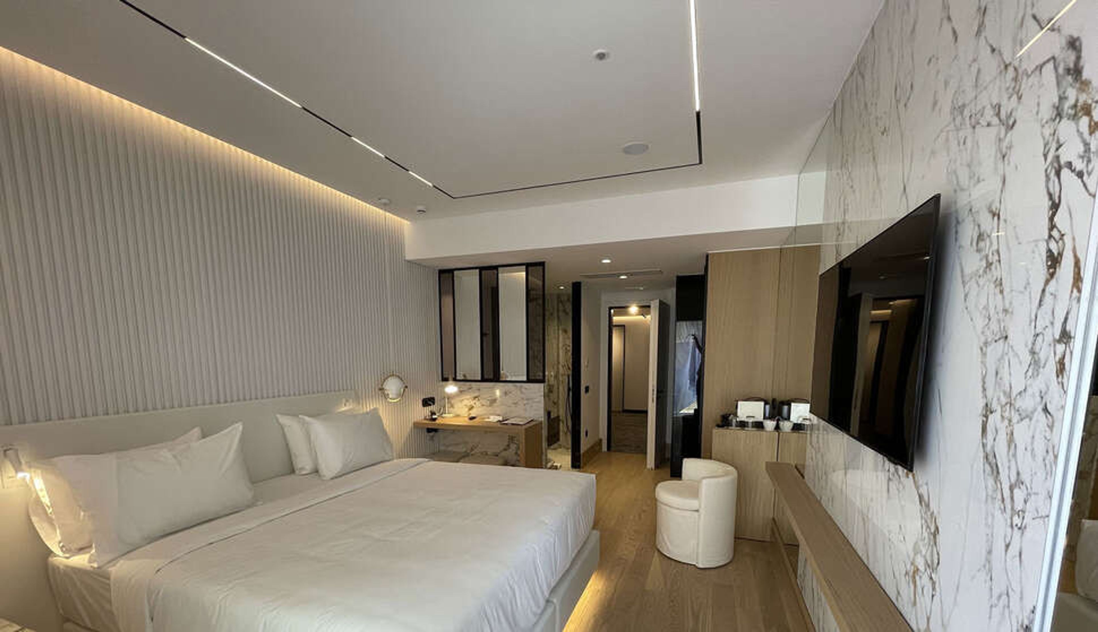 Ethereal White Resort foto 2