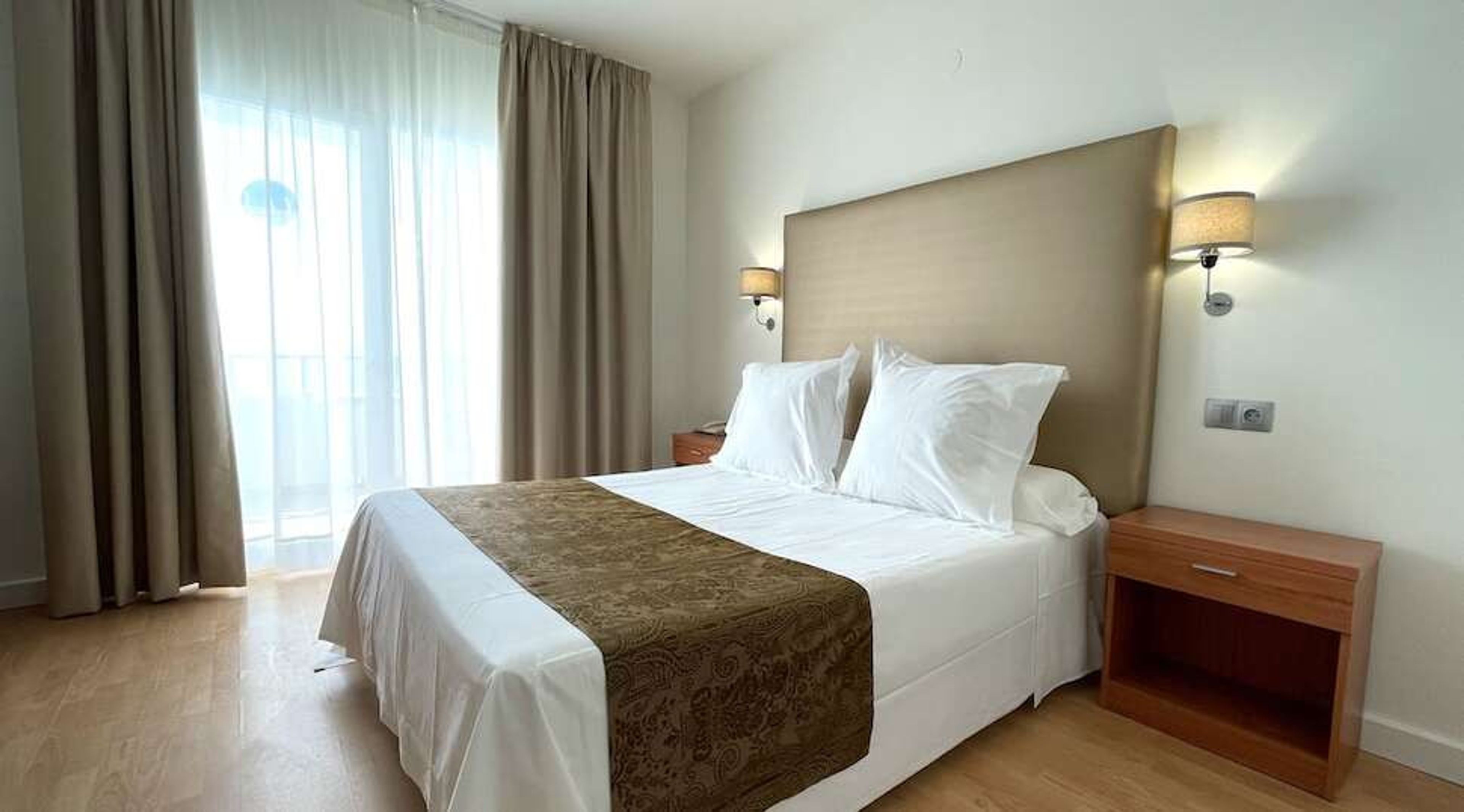 FAY Victoria Beach foto 2