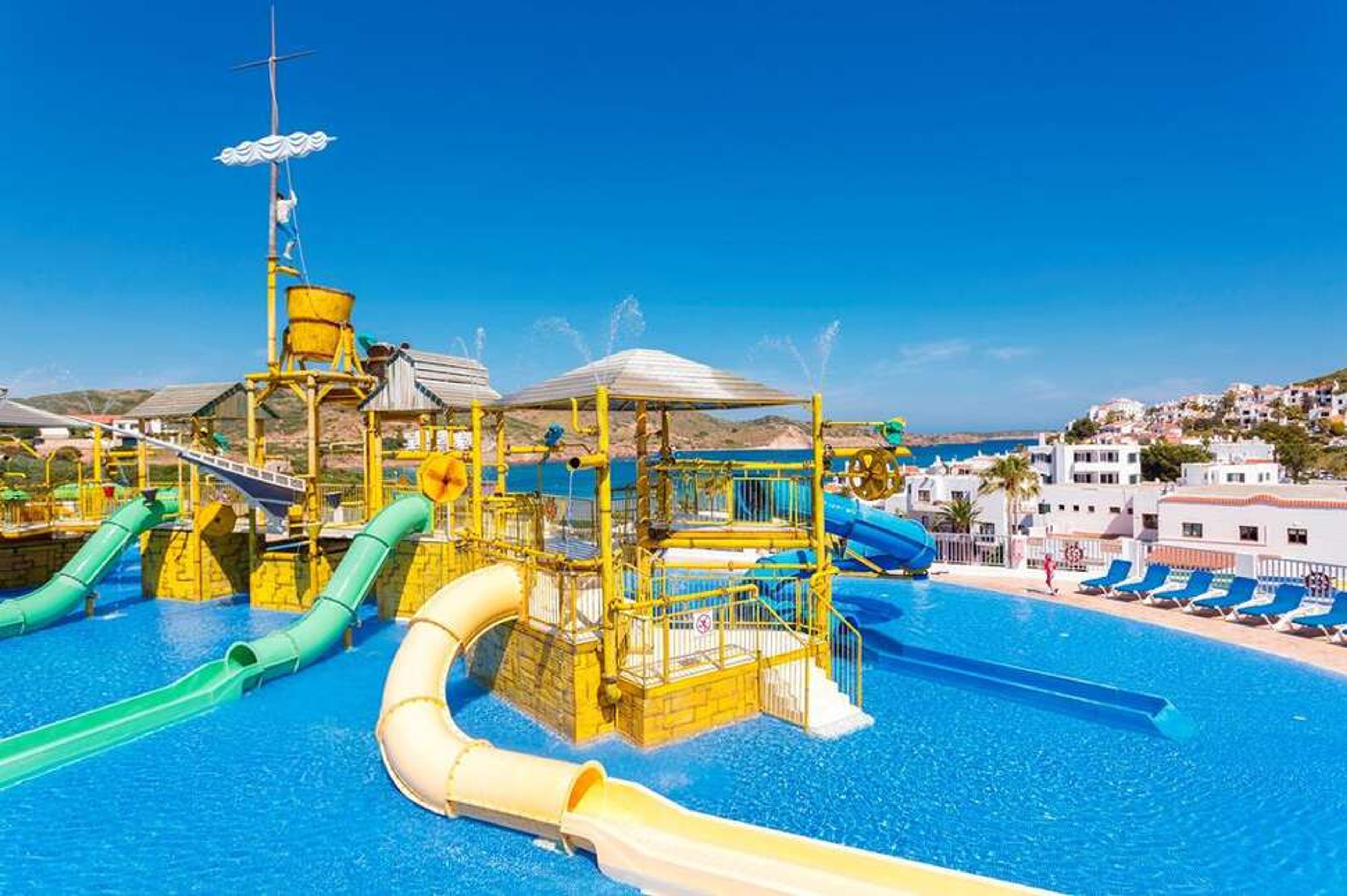 FERGUS Club Carema Splash