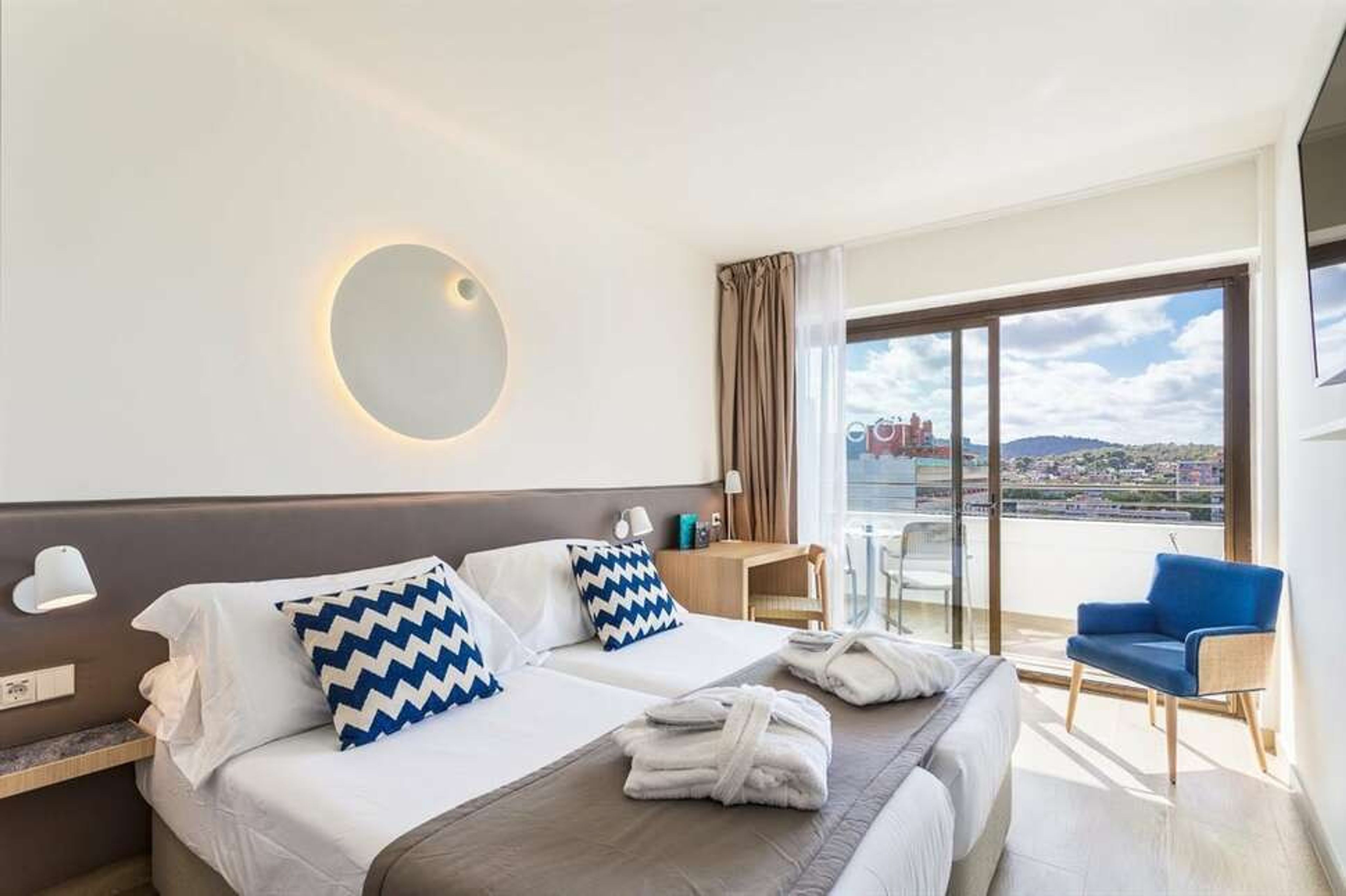 FERGUS Style Tobago foto 3