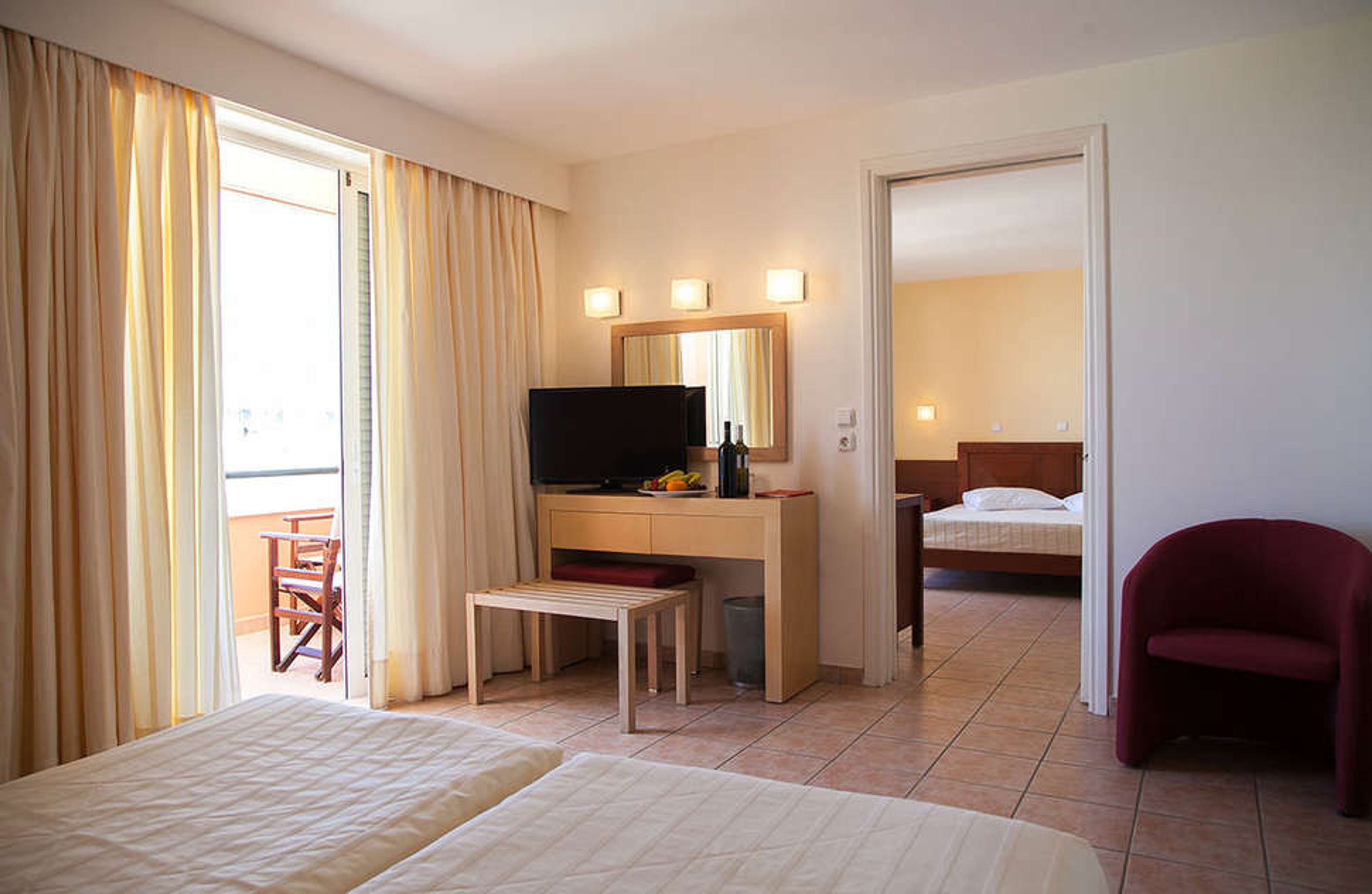 Flisvos Royal foto 4