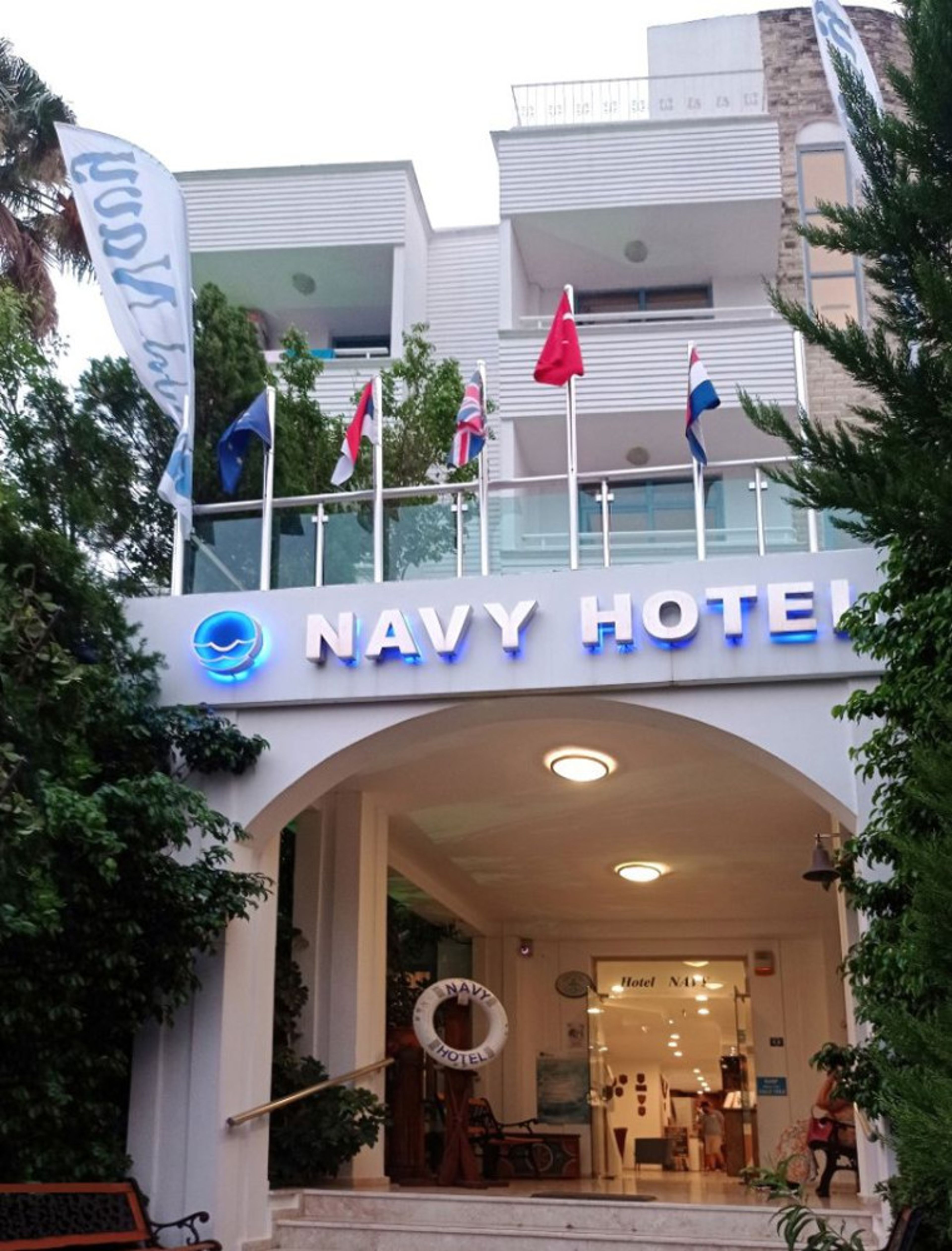 Fly&Go Navy Boutique Hotel foto 2