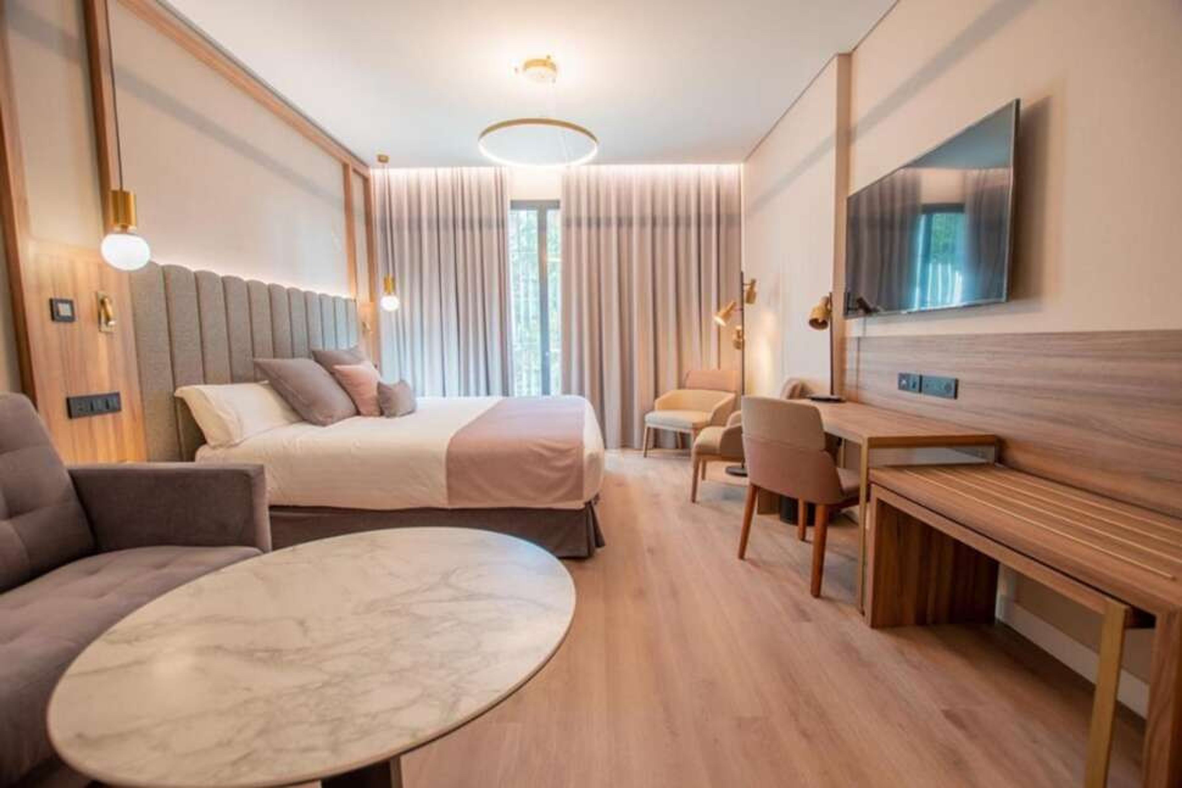 Giralda Center foto 3