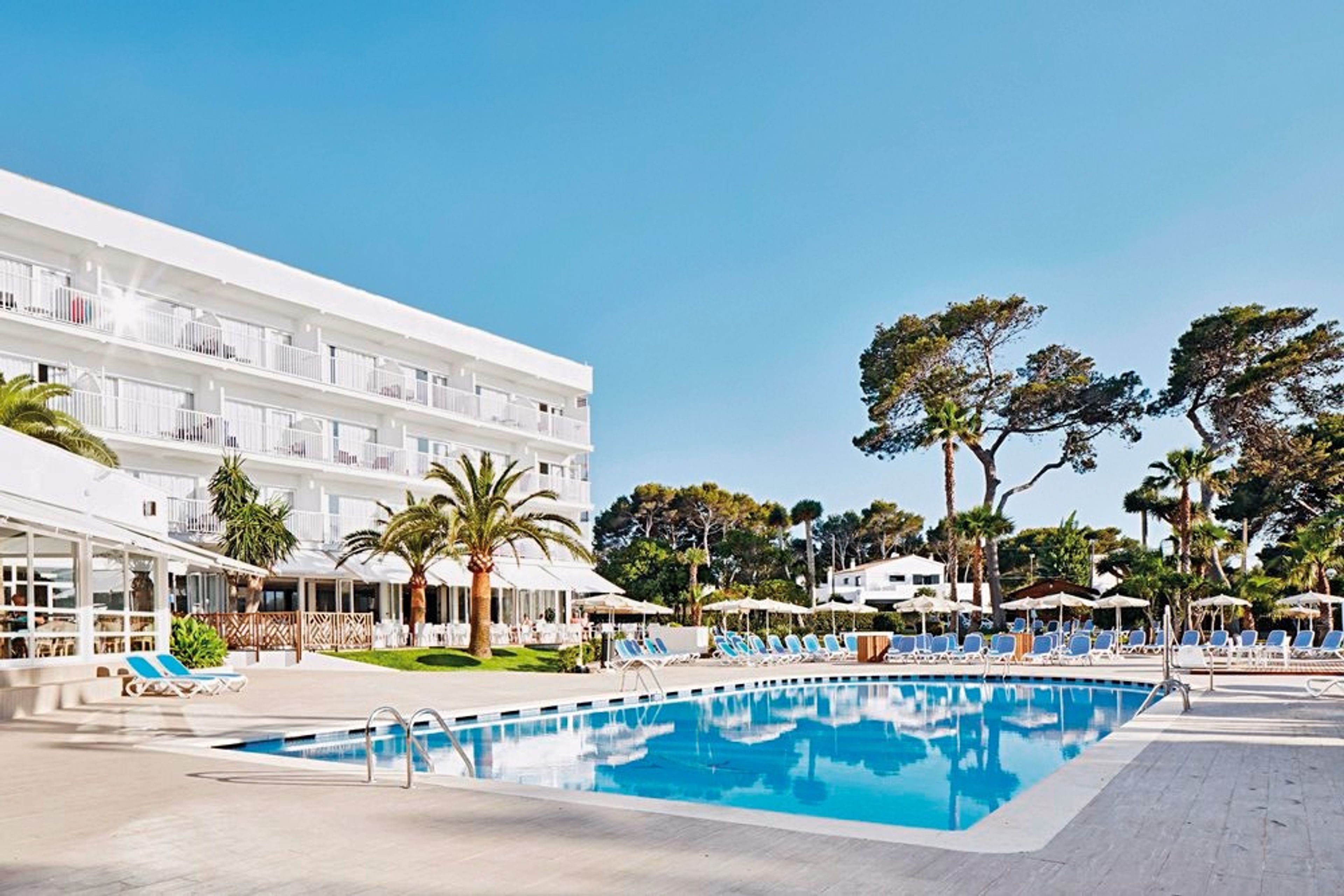 Globales Cala Blanca foto 1