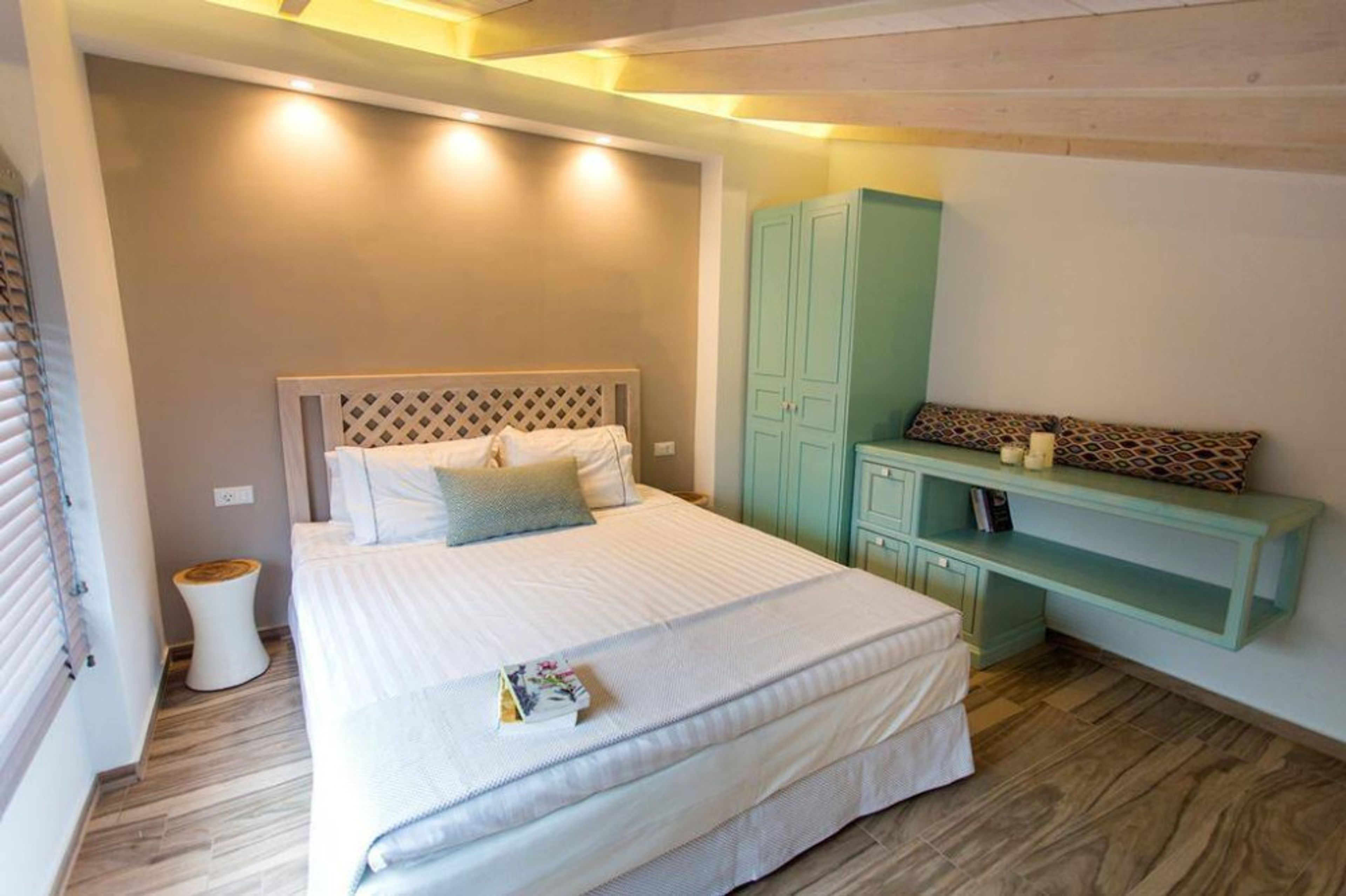 Golden Bay Suites foto 1