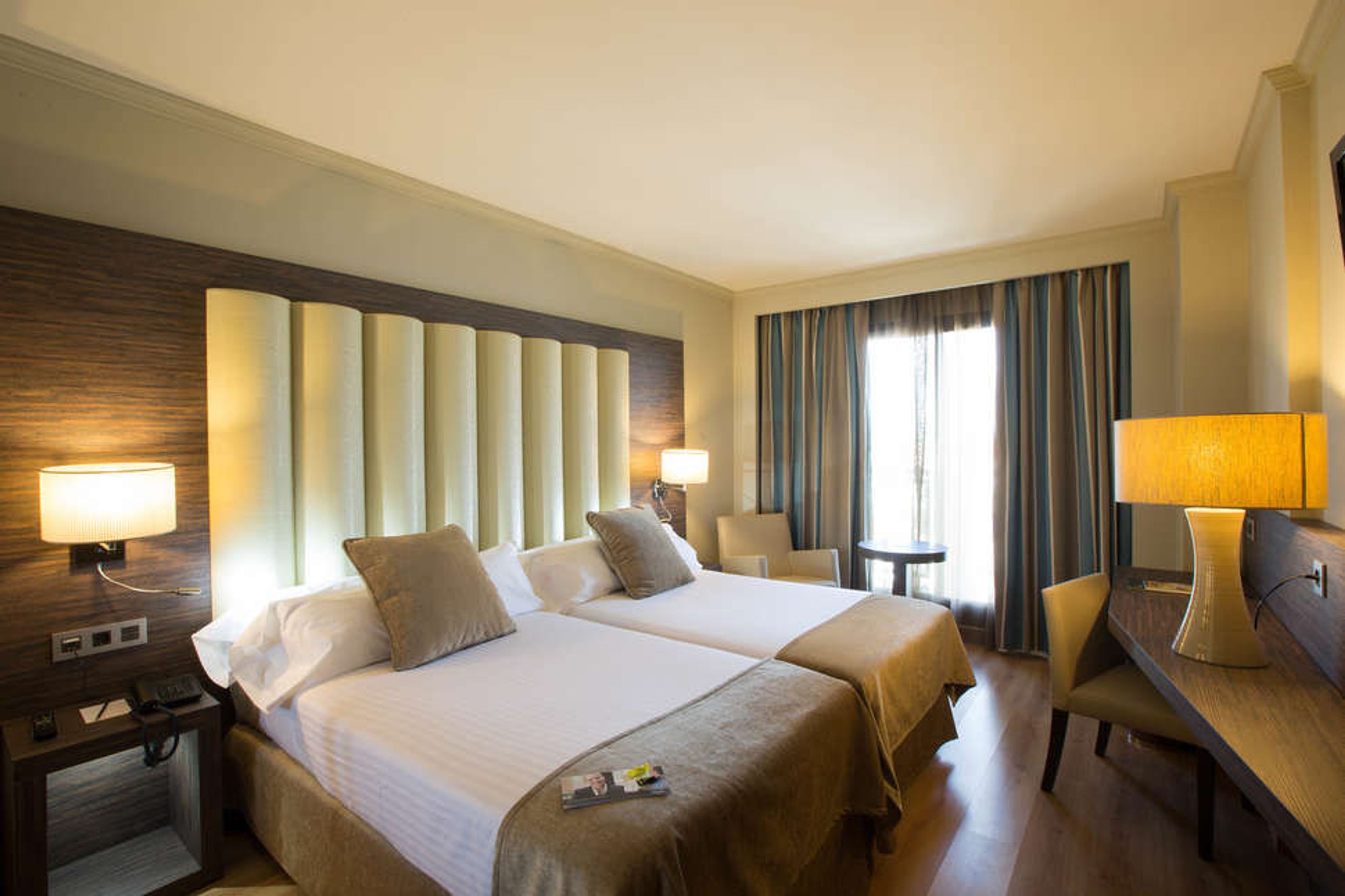 Gran Luna de Granada foto 1