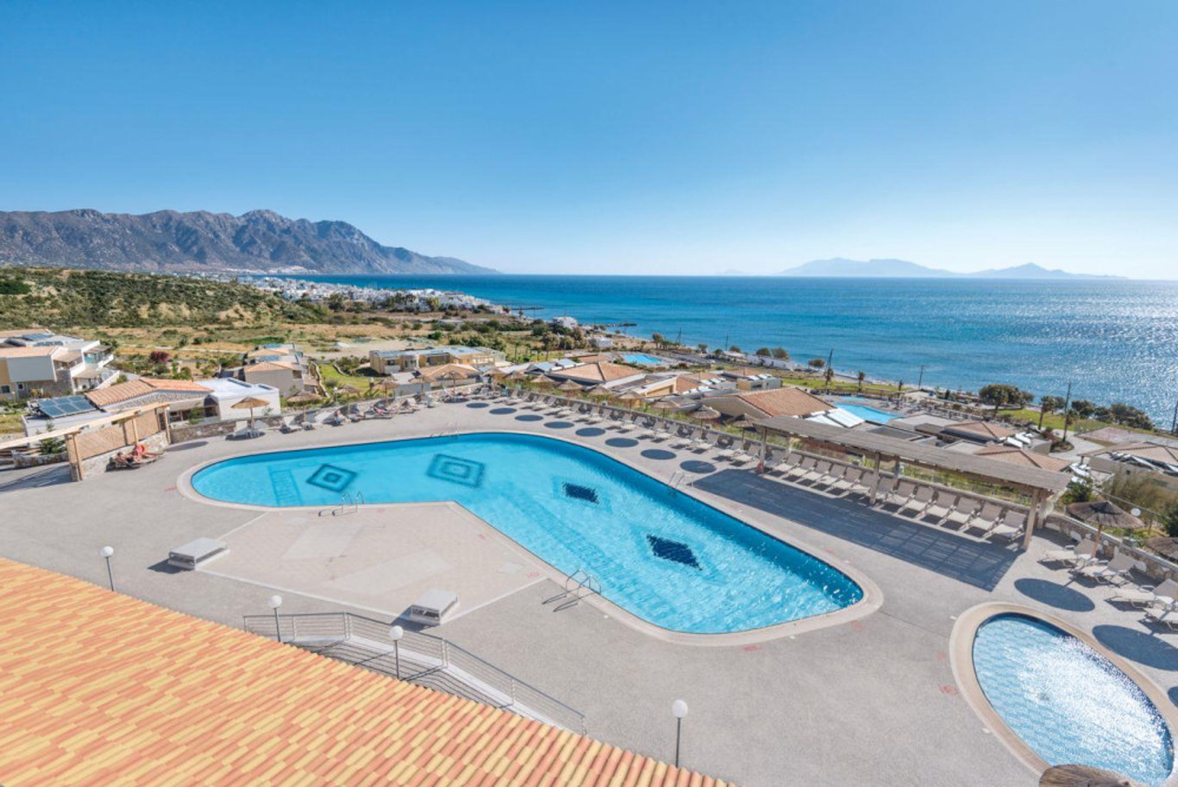 Grand Blue Beach foto 1