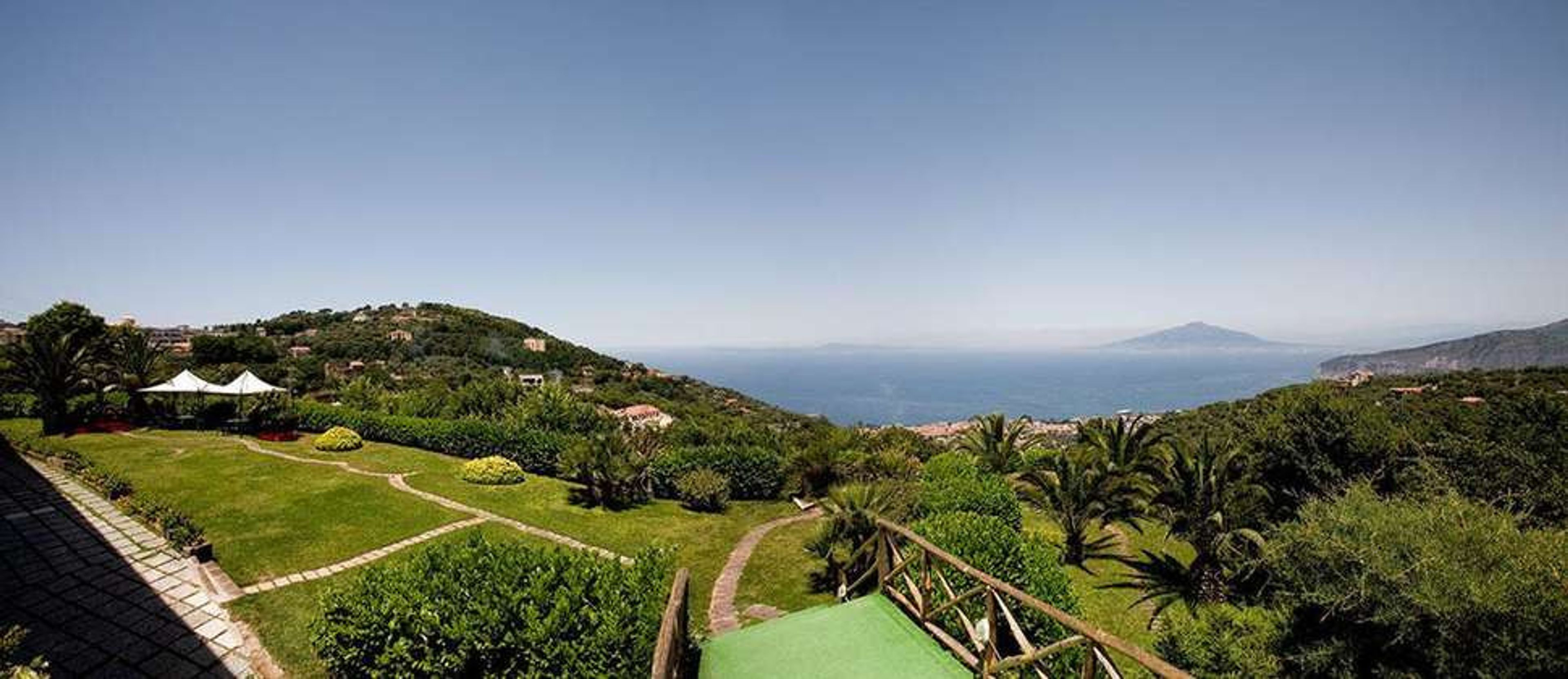 Grand Due Golfi foto 2