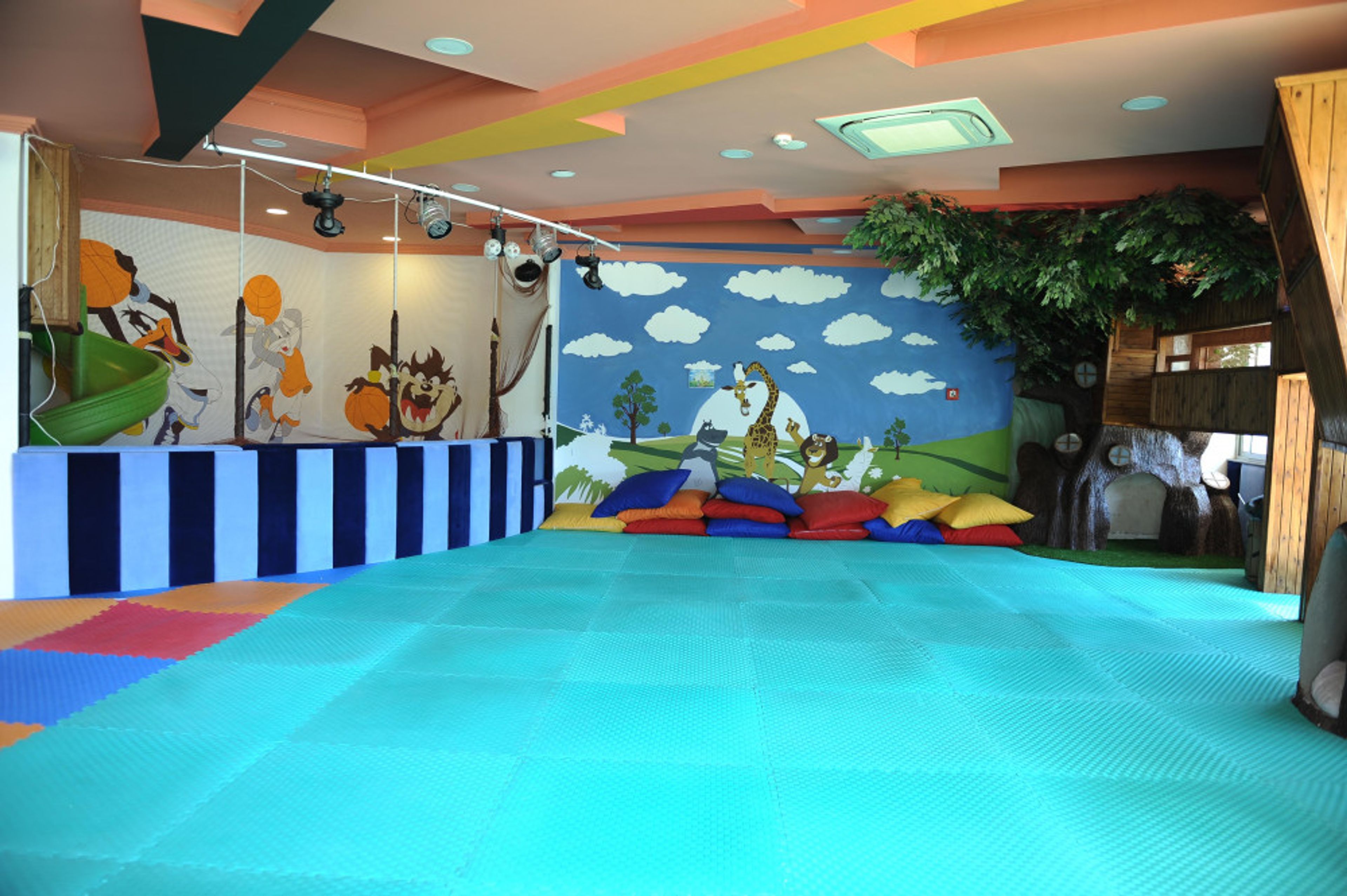 Green Nature Diamond