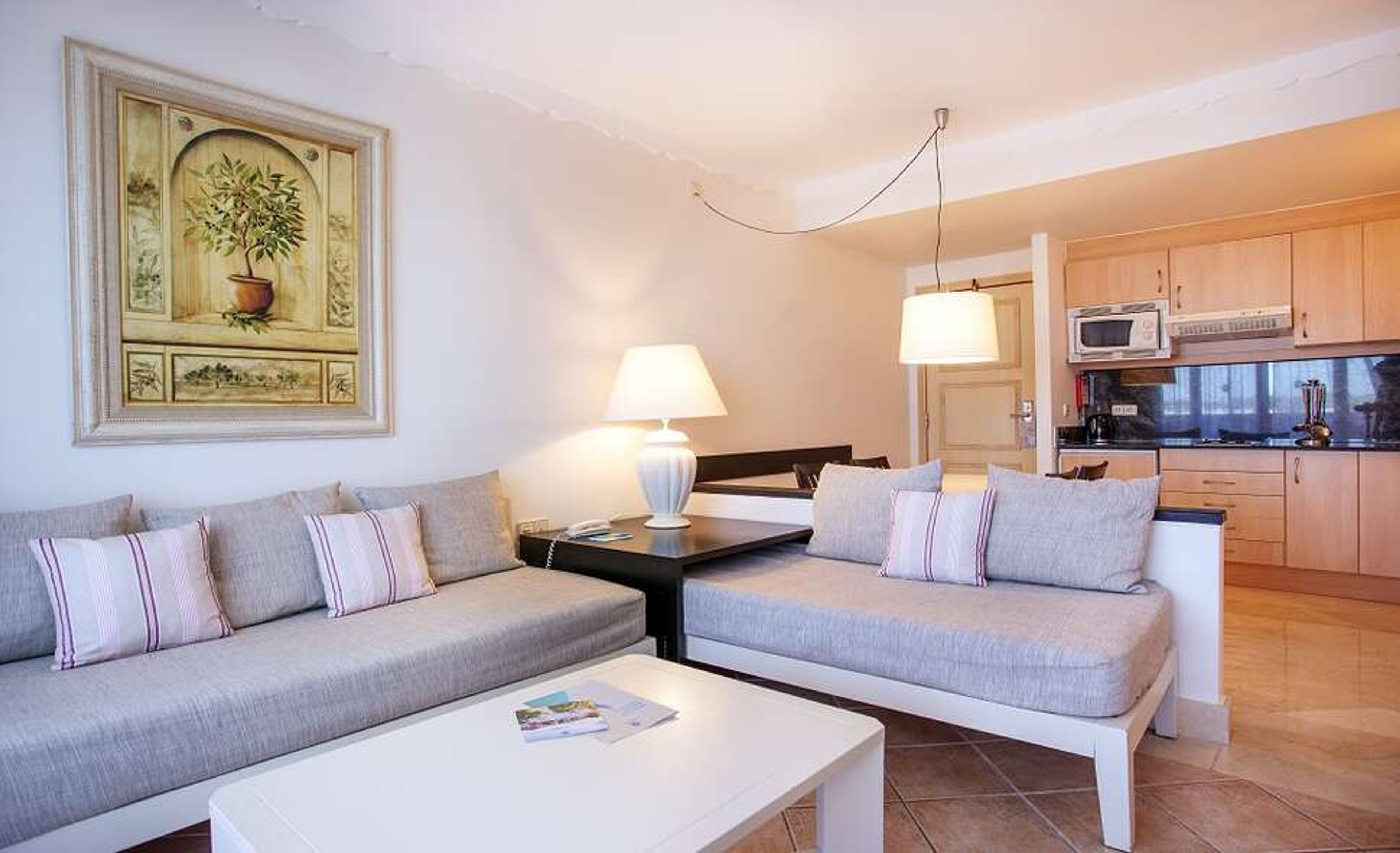 Grupotel Macarella Suites & Spa foto 4