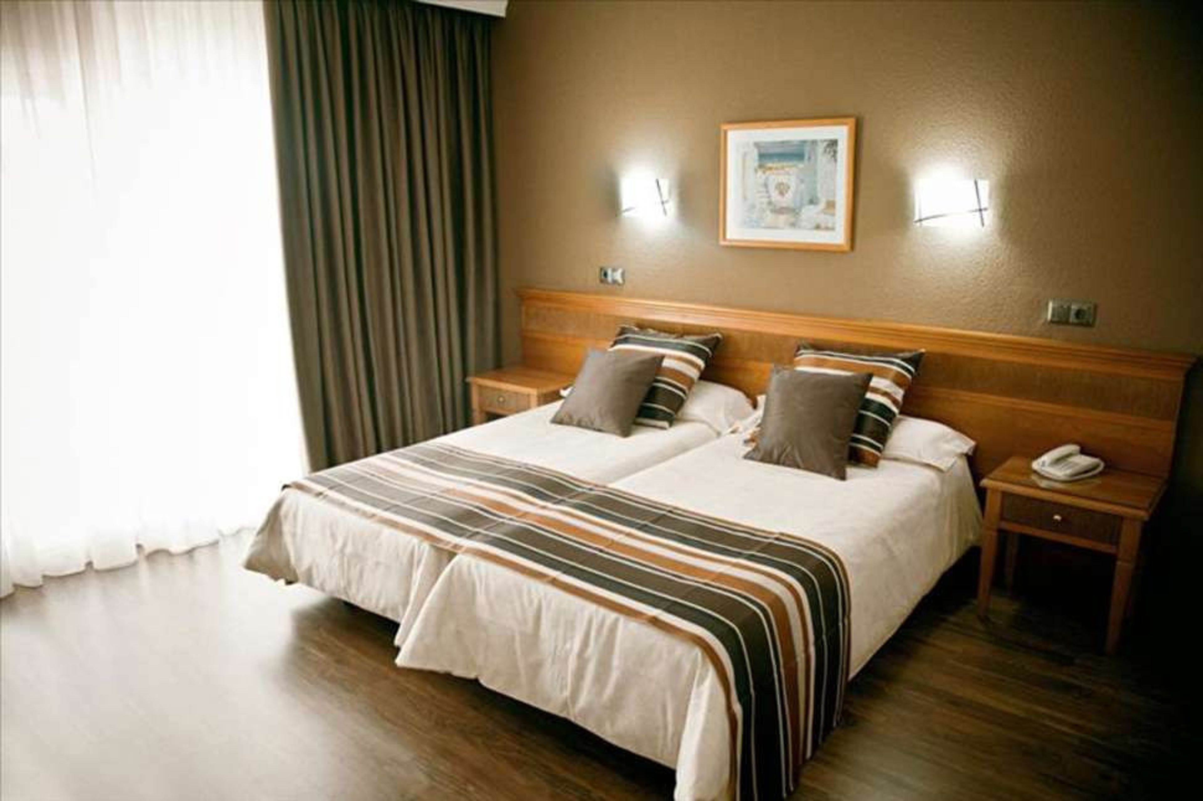 Helios Benidorm foto 4