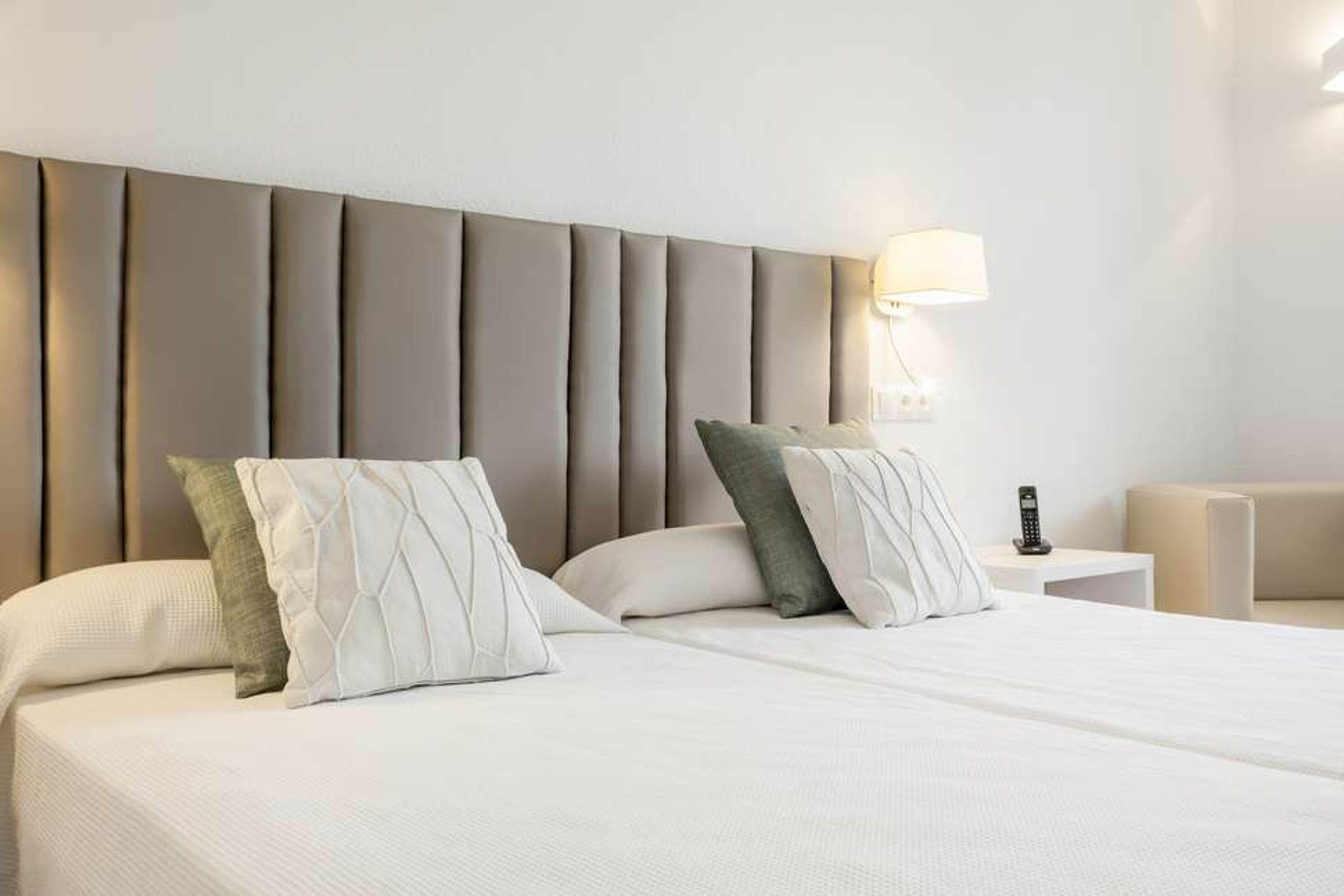 Ilunion Menorca foto 1