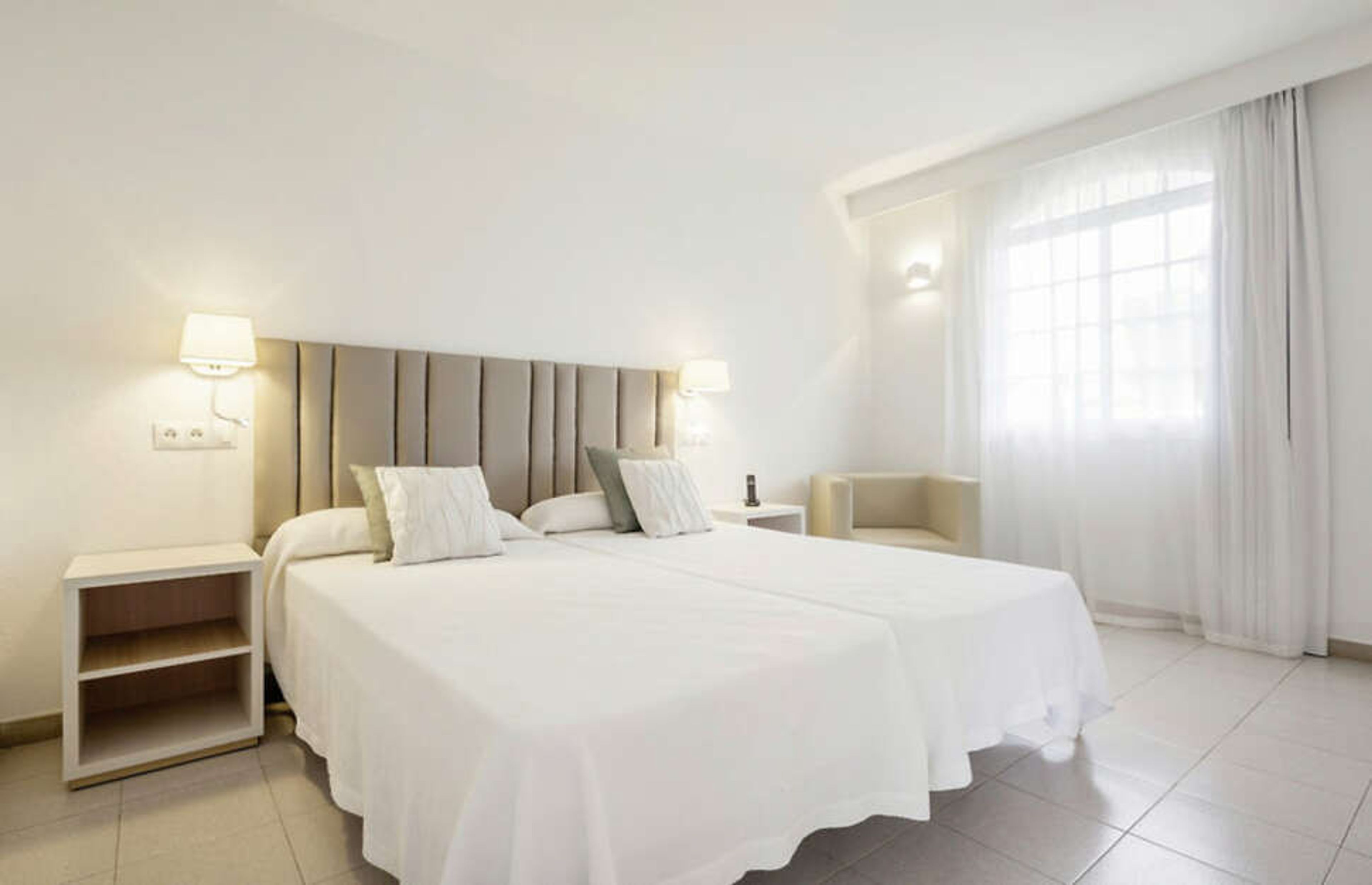 Ilunion Menorca foto 2