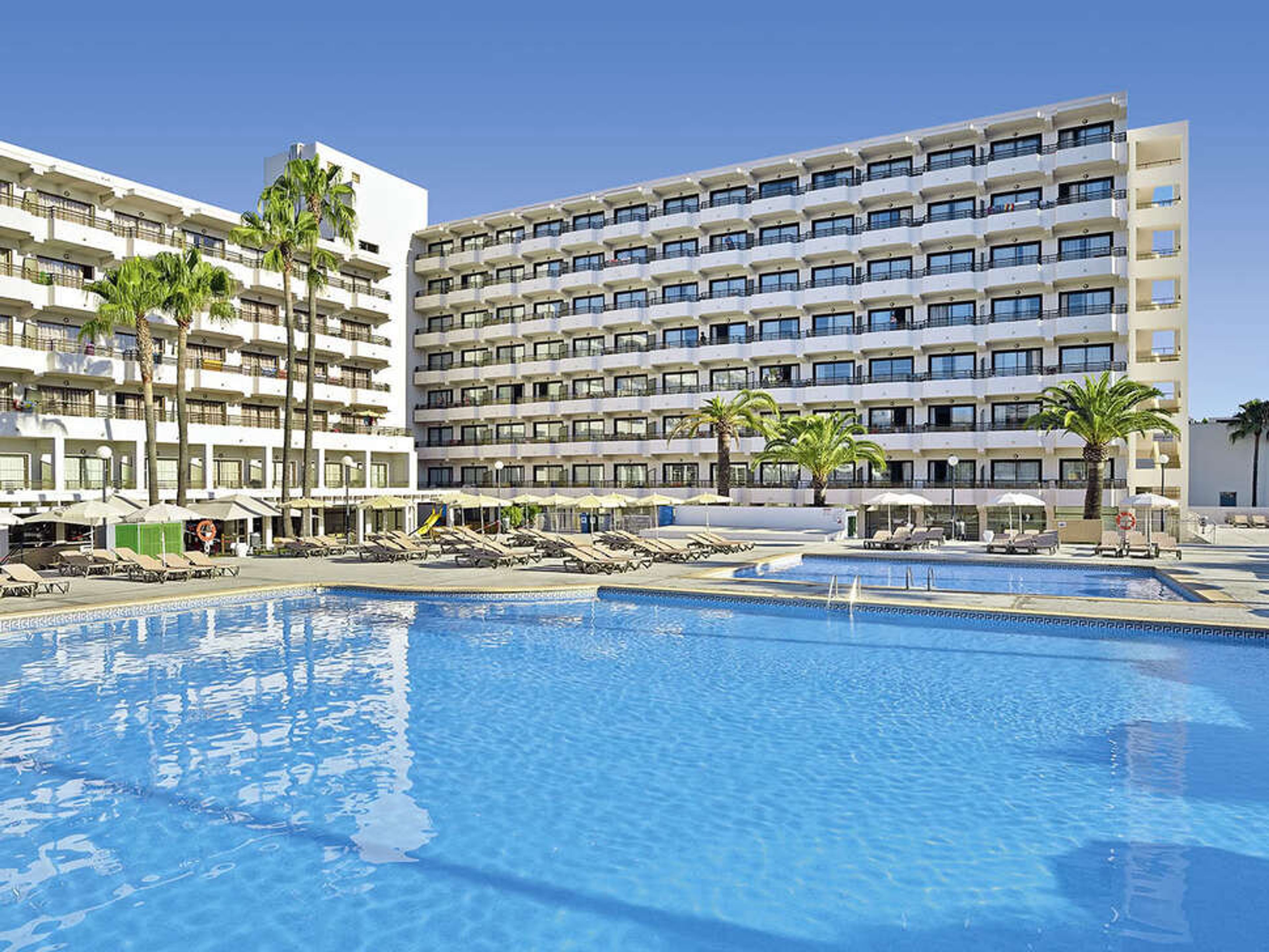 Innside by Melia Alcudia