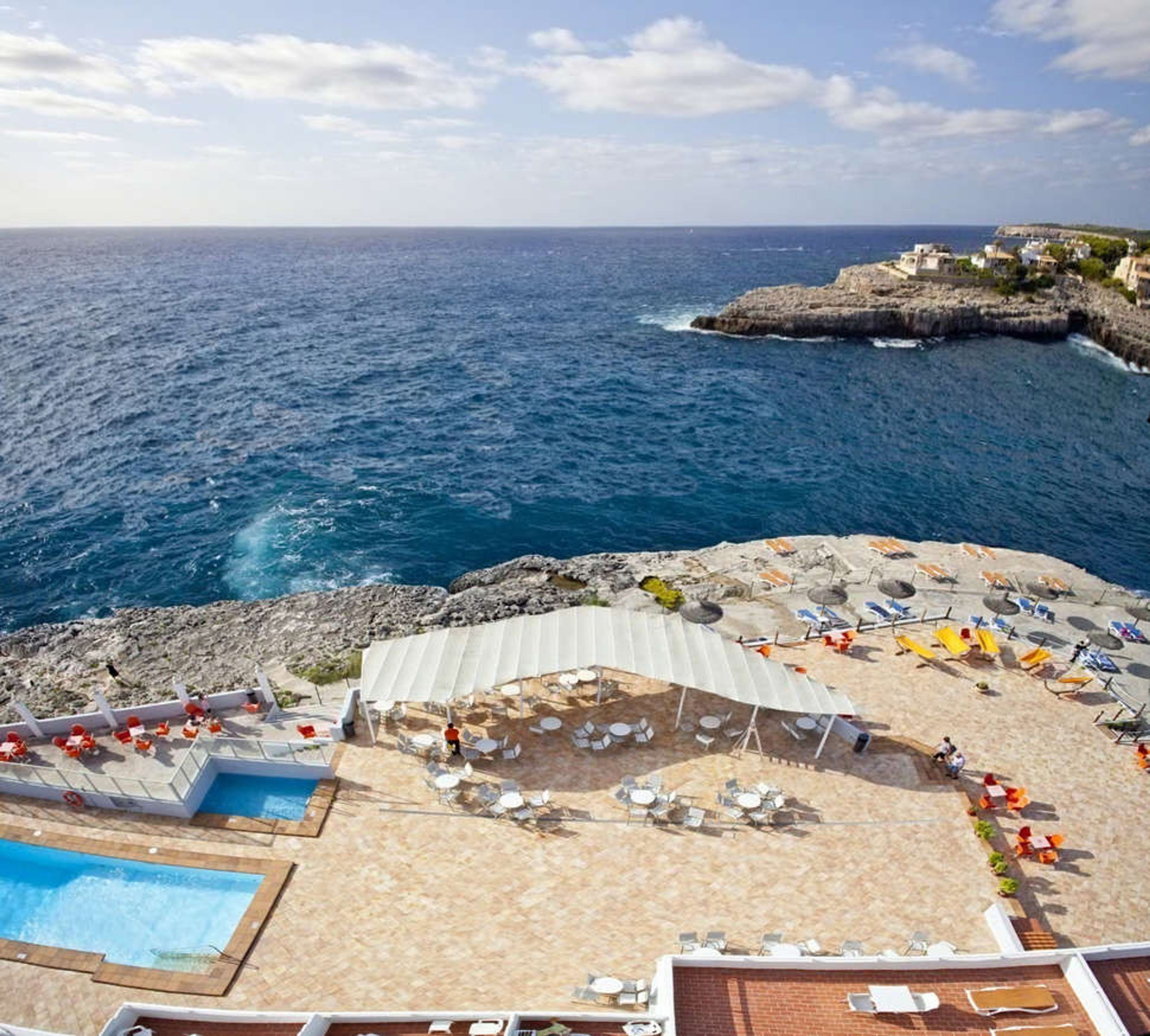 JS Cape Colom foto 1