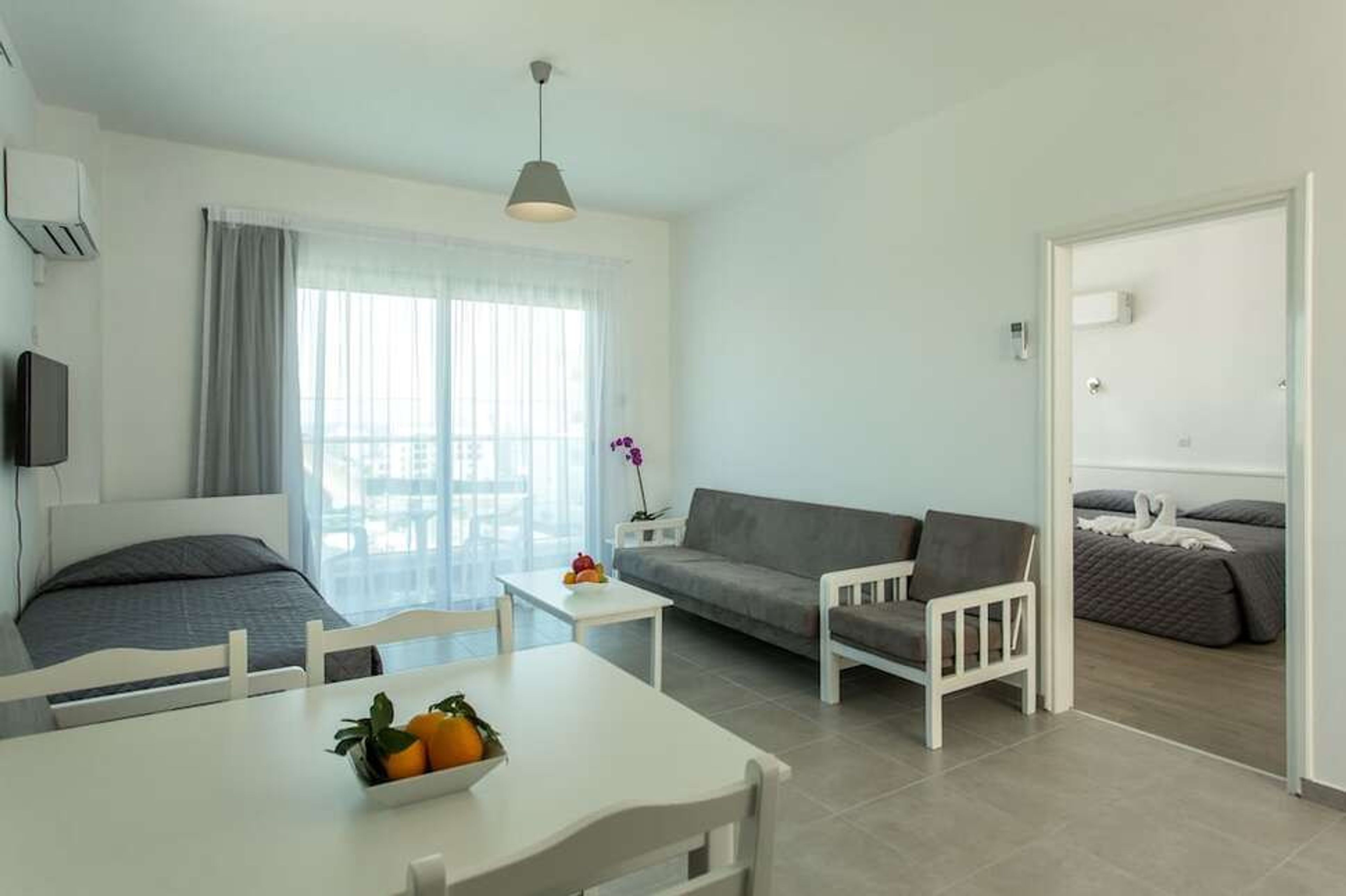 Kapetanios Bay foto 4