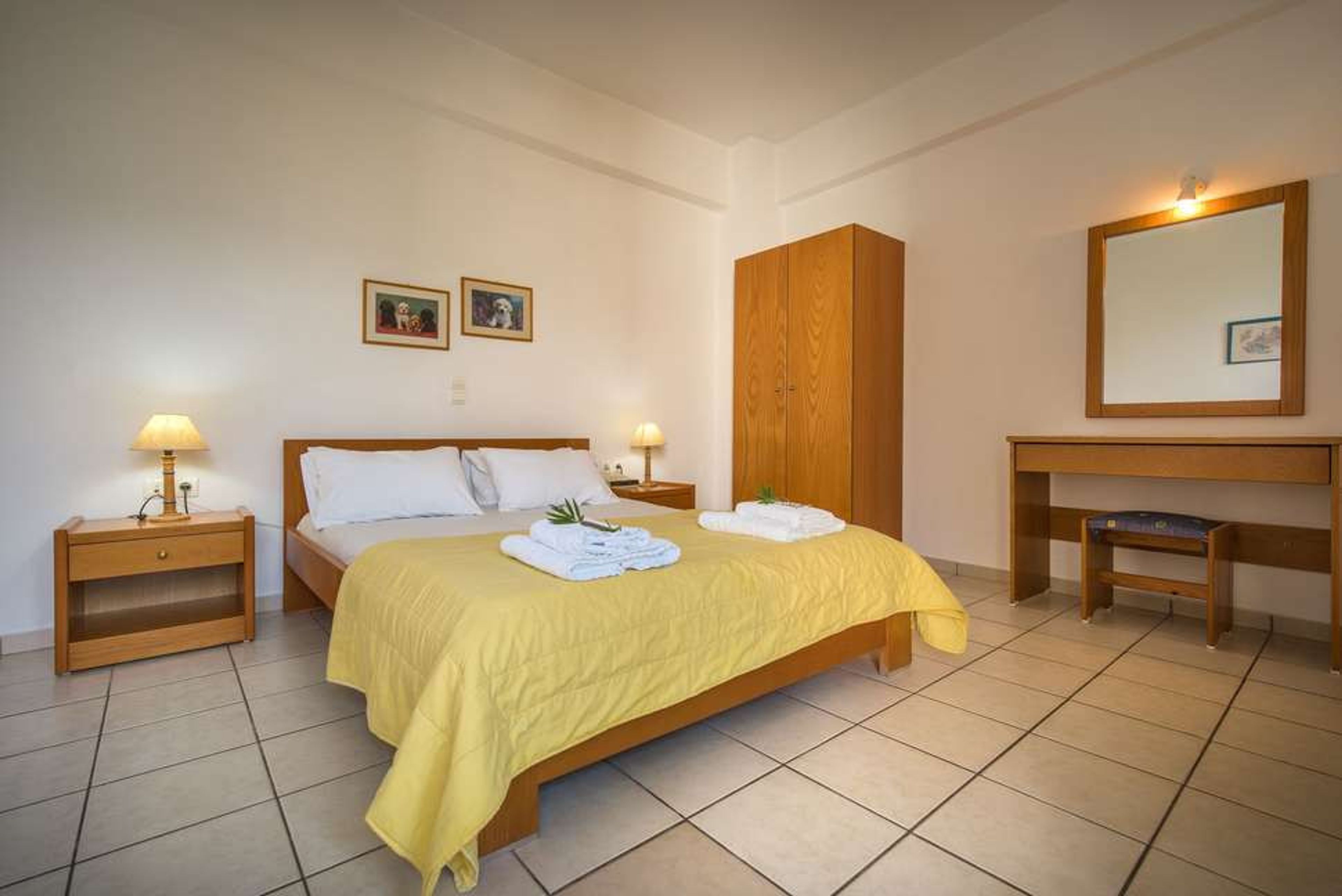 Koukounaria Hotel & Suites foto 2