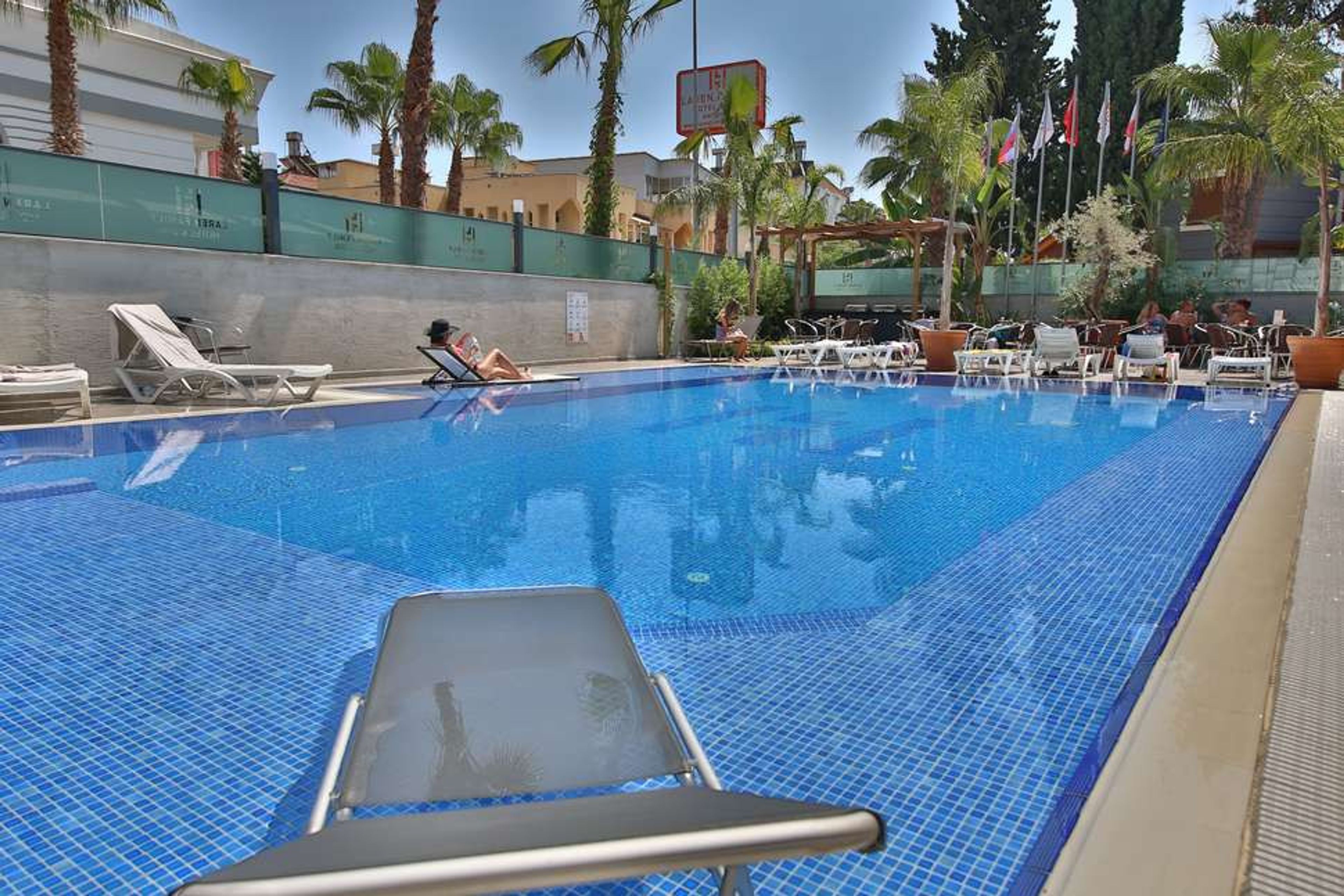 Laren Family Hotel & Spa (ex La Fiesta) foto 2