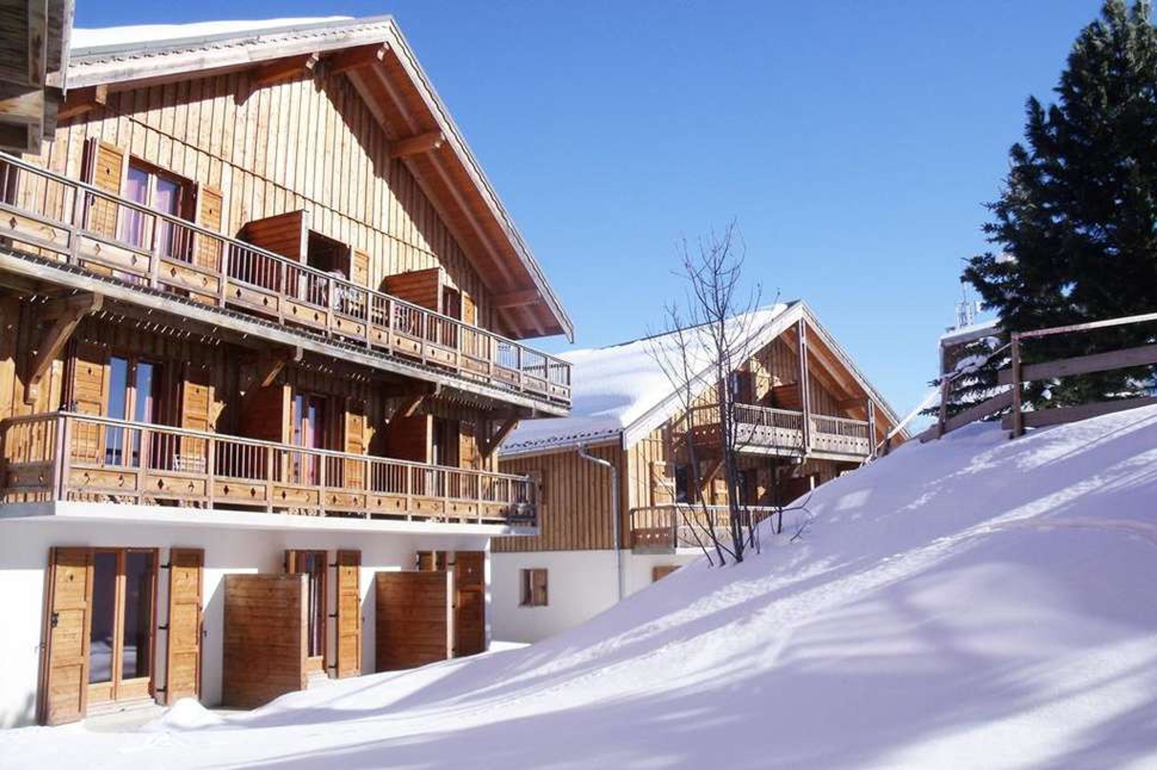 Les Chalets Des Cimes