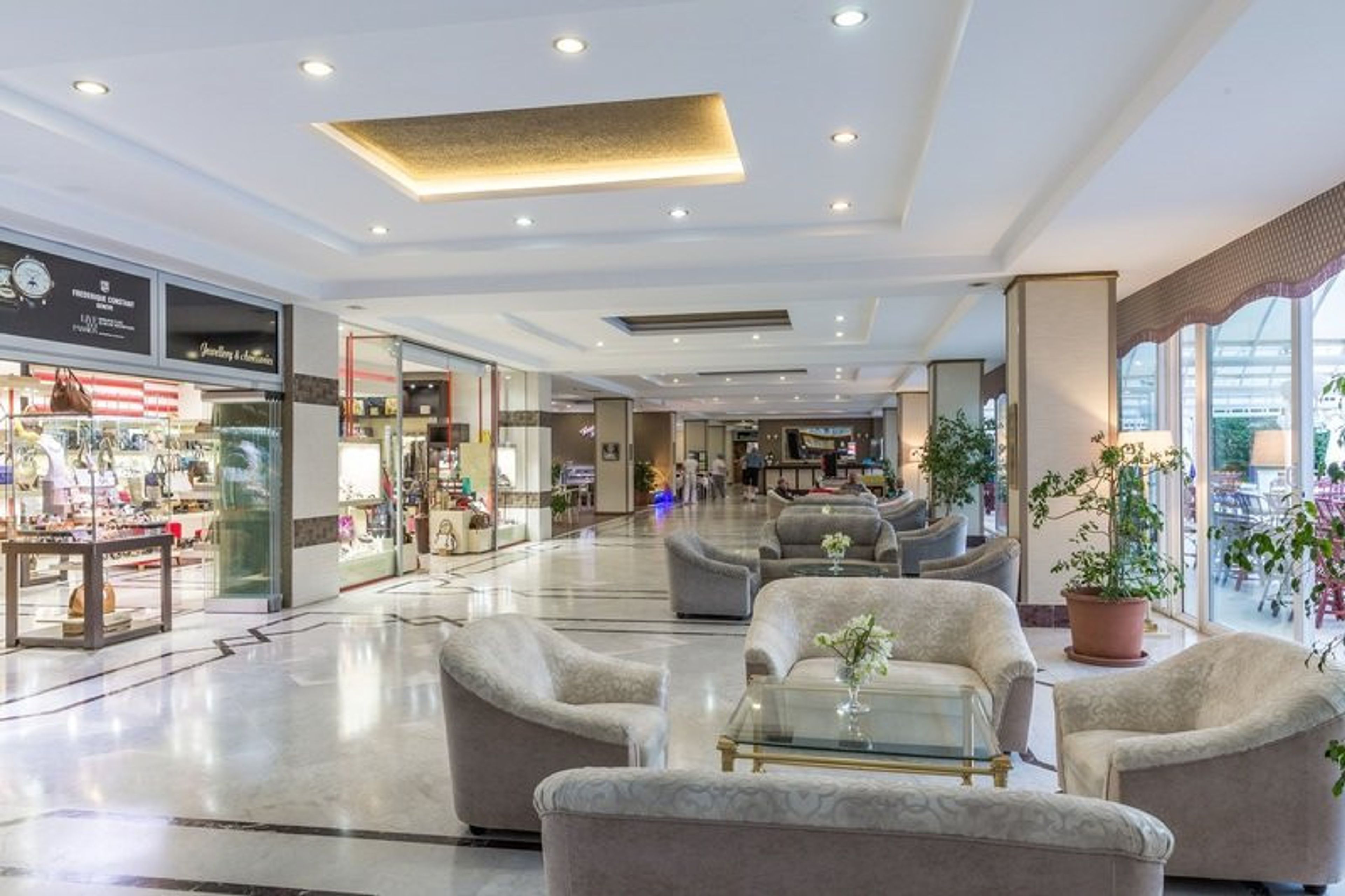 L'Etoile Hotel foto 3