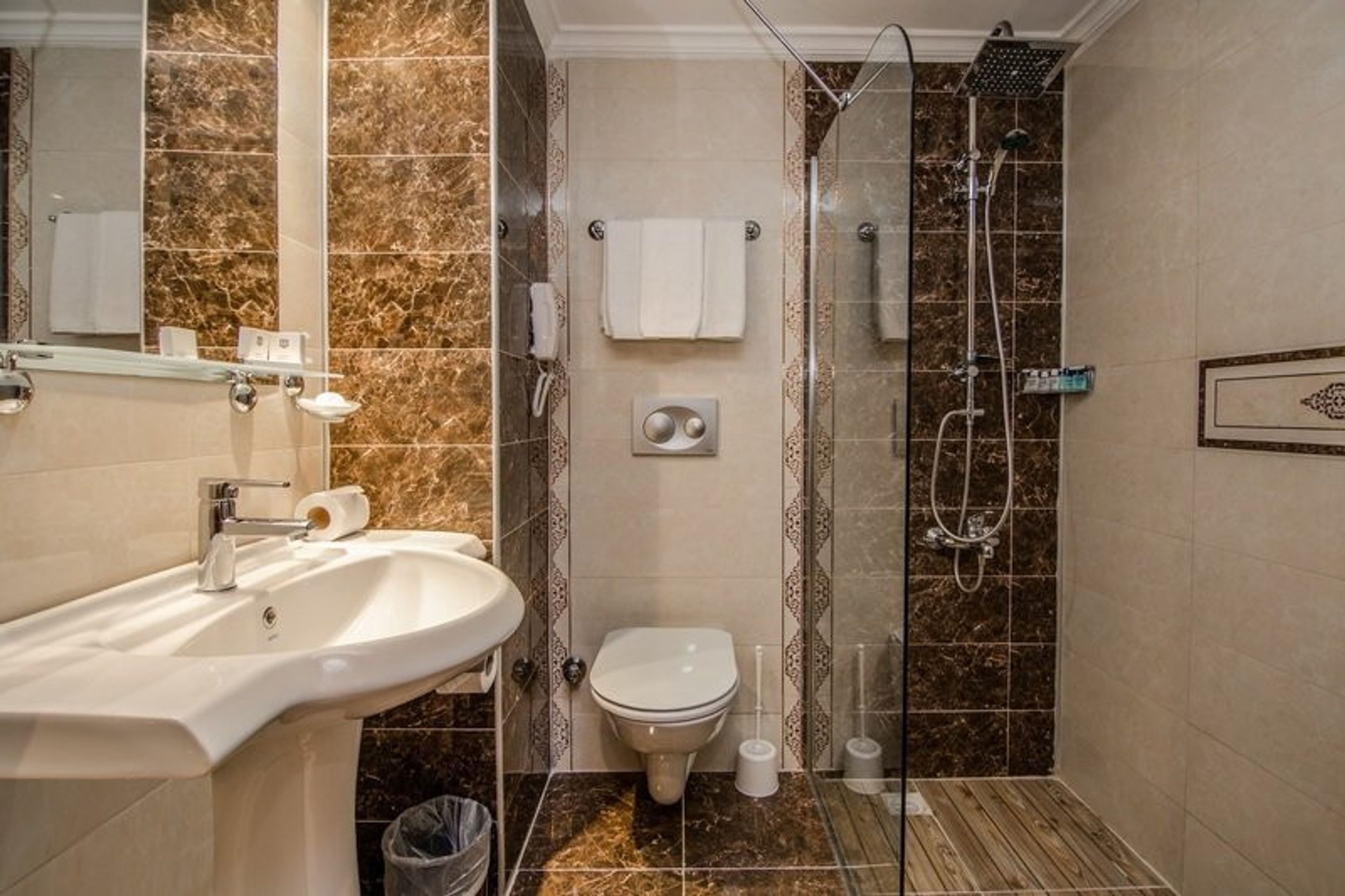 L'Etoile Hotel foto 4