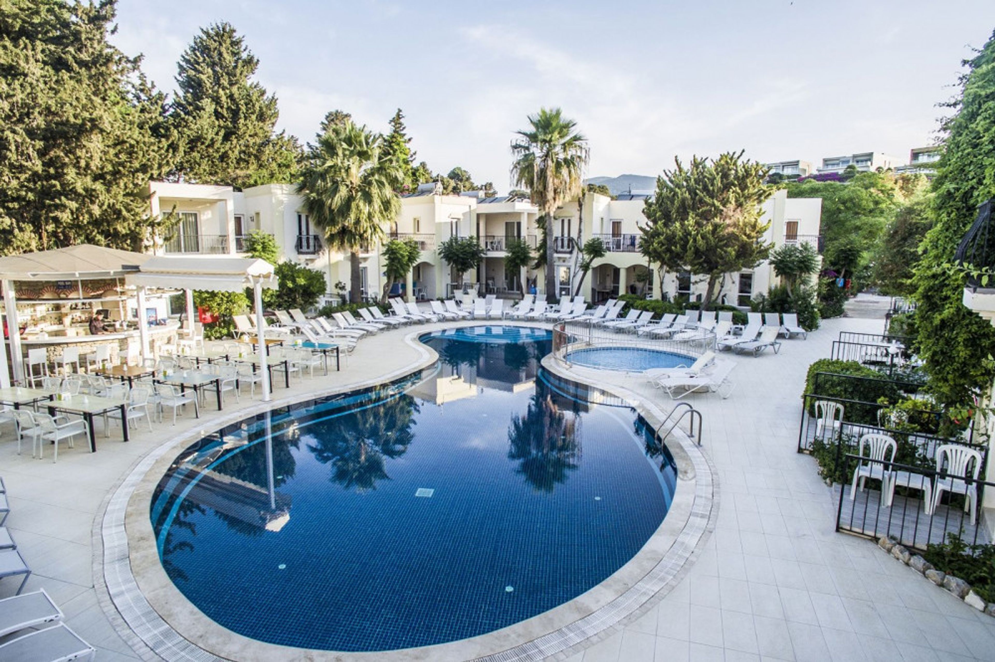 Paloma Bitez Family Club