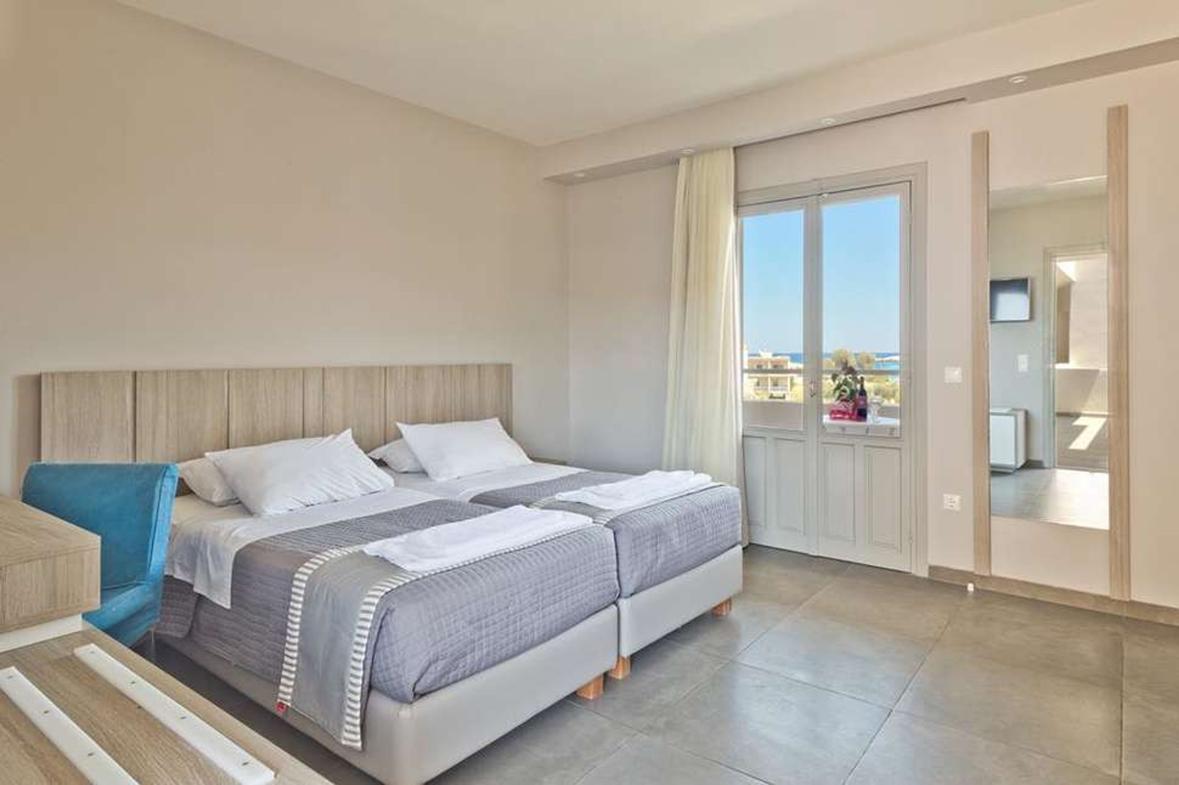 Parasol Luxury Suites foto 3