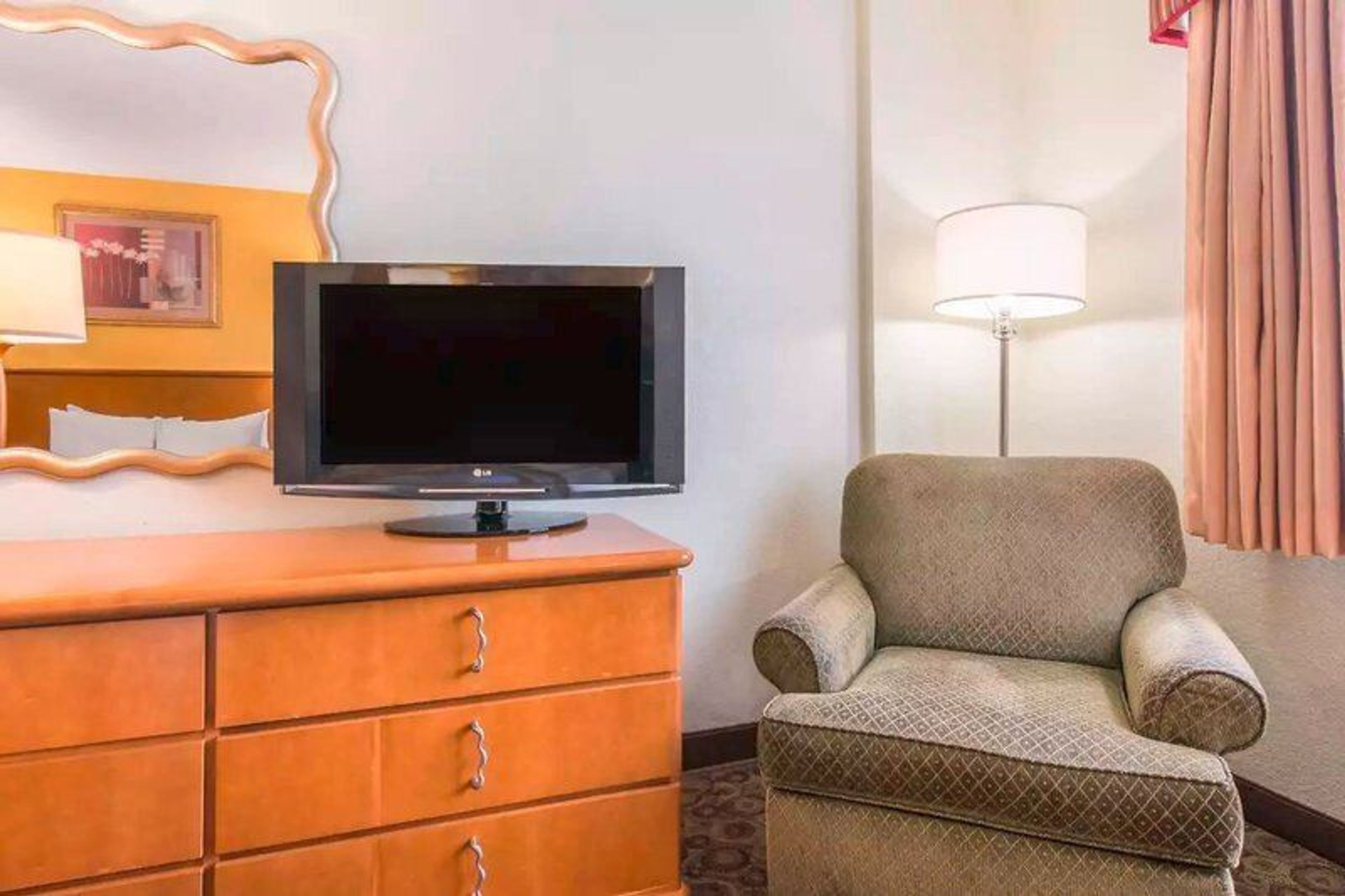 Quality Inn & Suites Near the Theme Parks foto 1