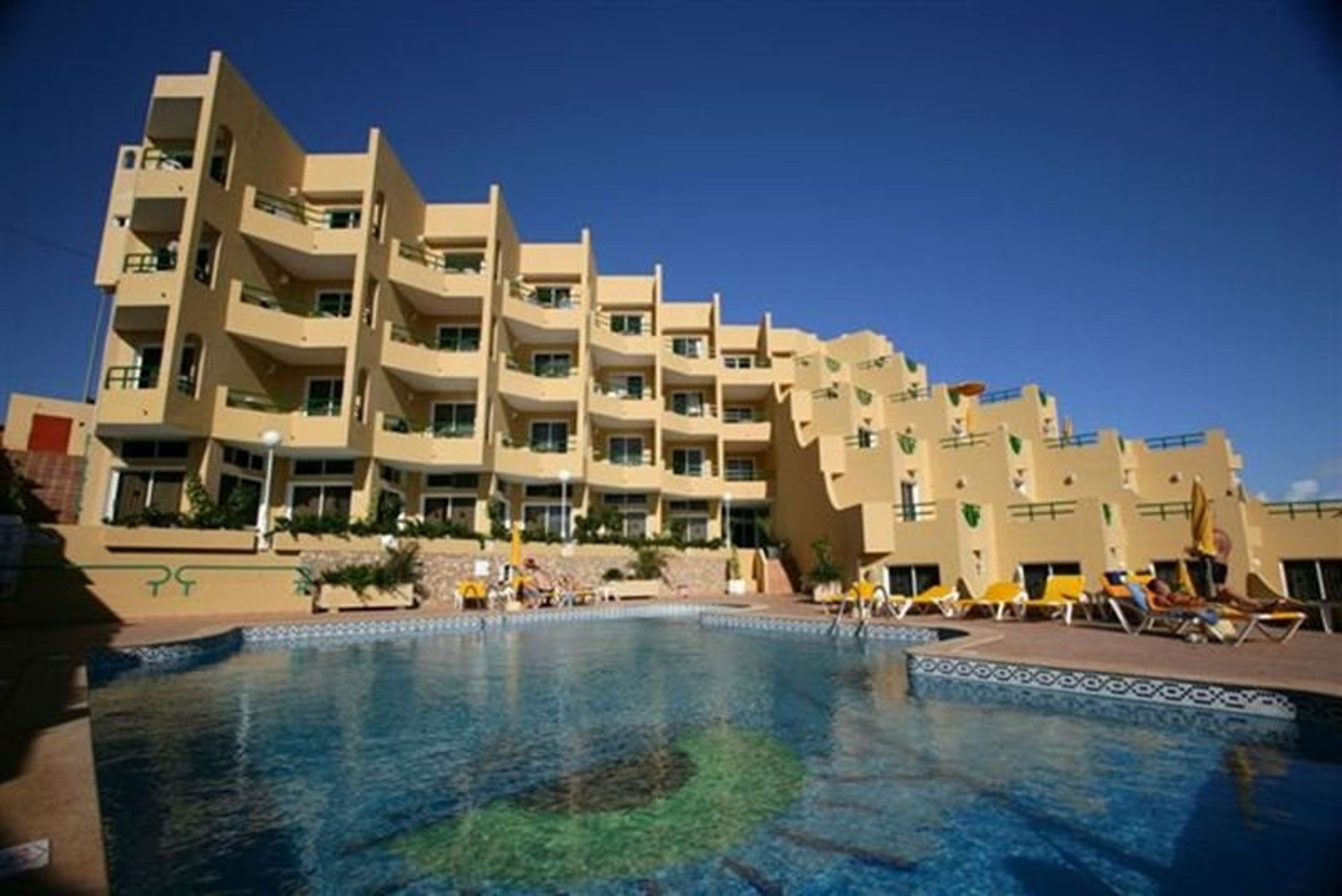 R2 Higos Beach Apartments foto 4