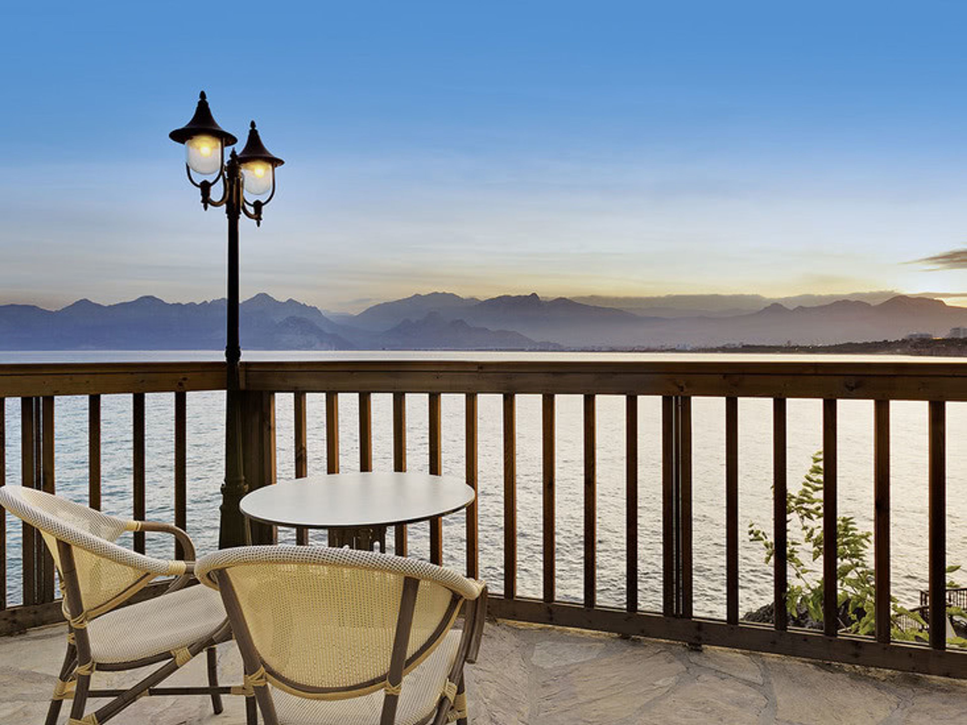 Ramada by Wyndham Plaza Antalya foto 3