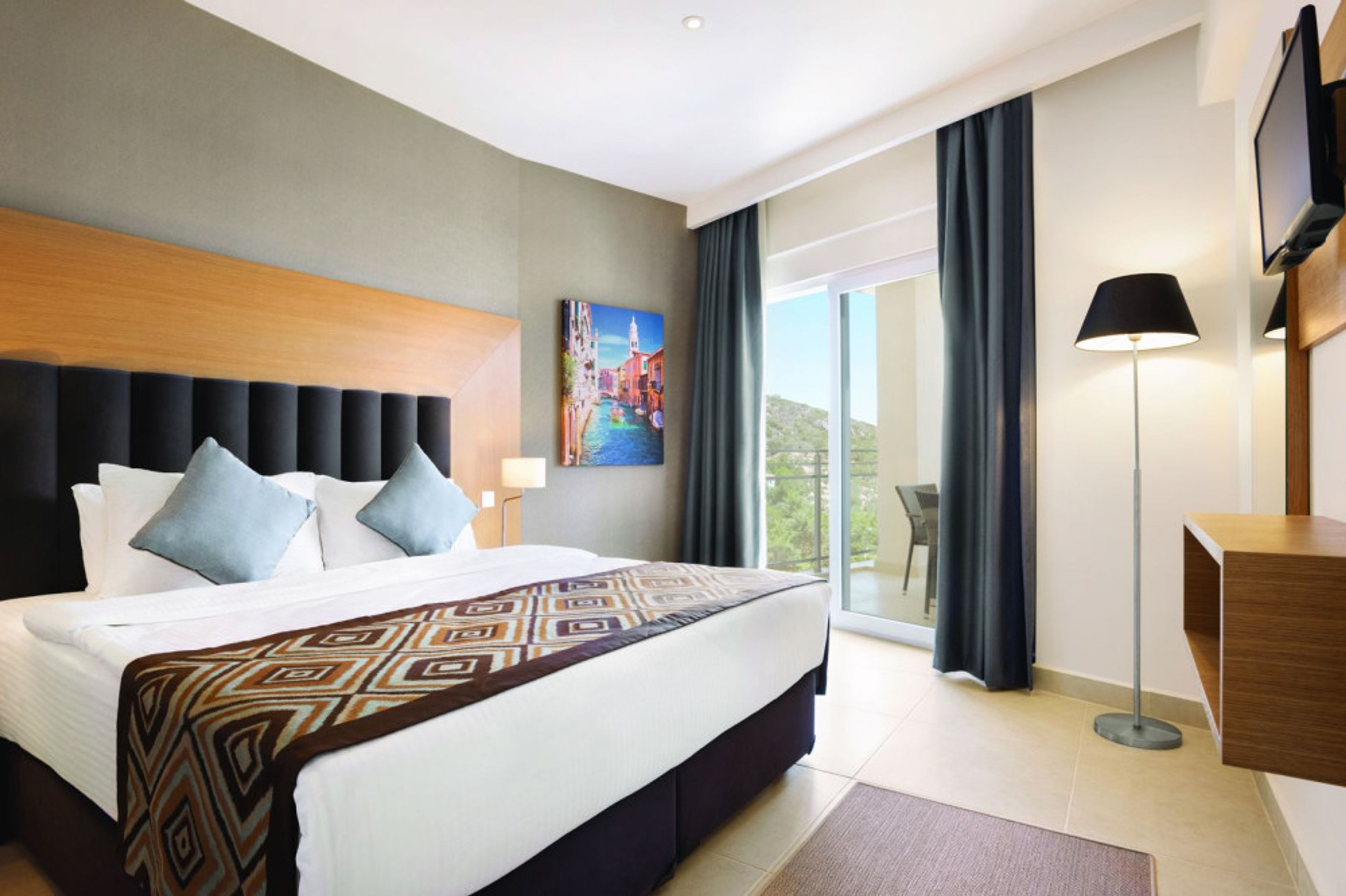Ramada Hotel & Suites Kuşadasi foto 1