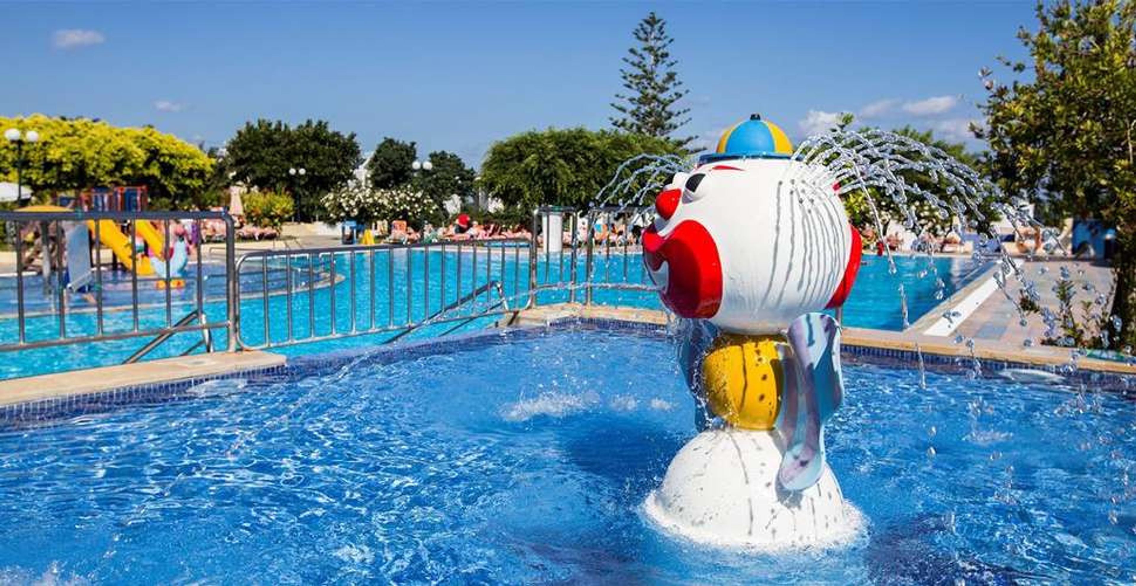 Suneo Chrissi Amoudia foto 1