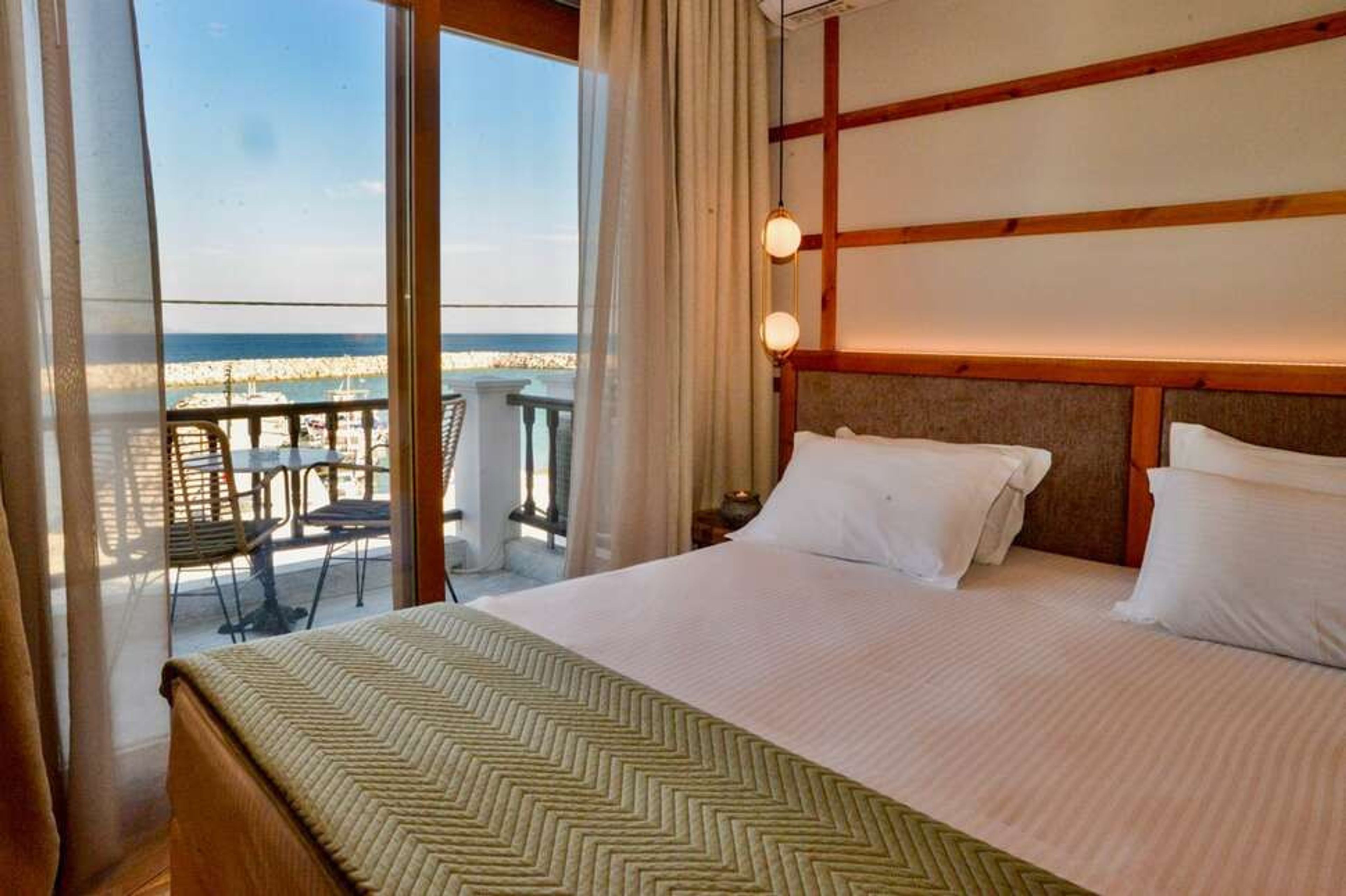 Sunrise Hotel Ireon foto 4