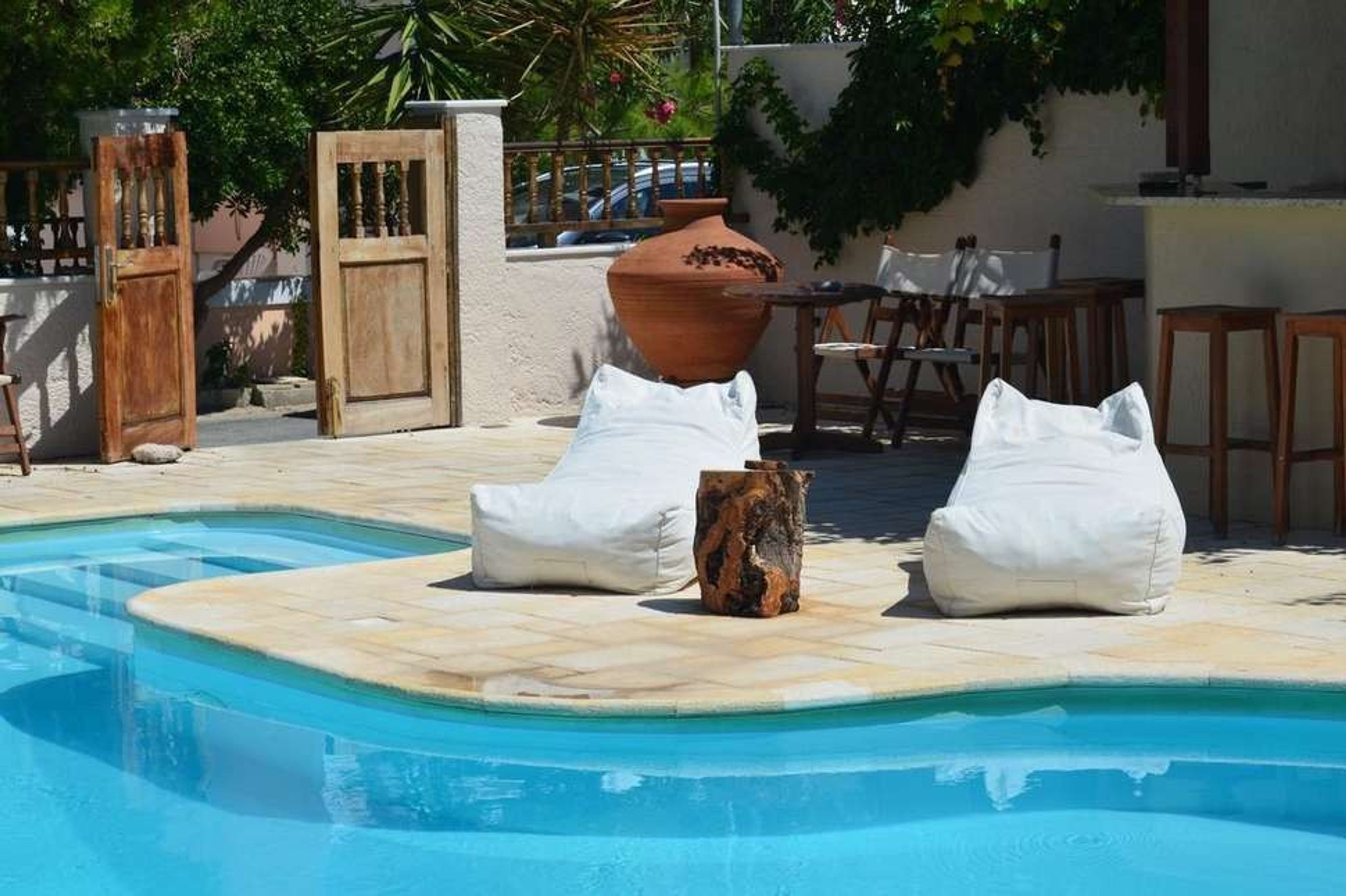 Sunrise Hotel Ireon foto 1