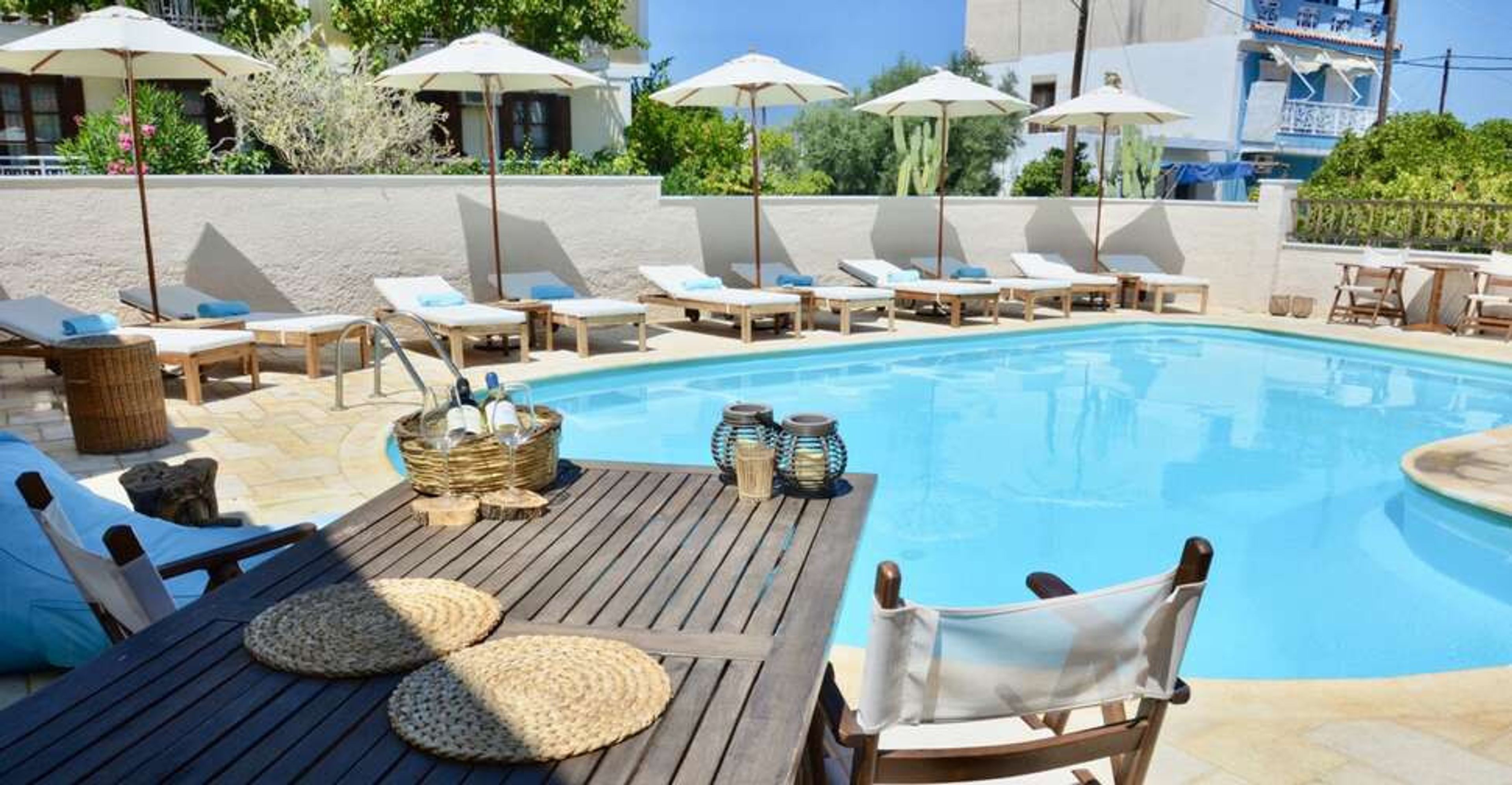 Sunrise Hotel Ireon foto 2