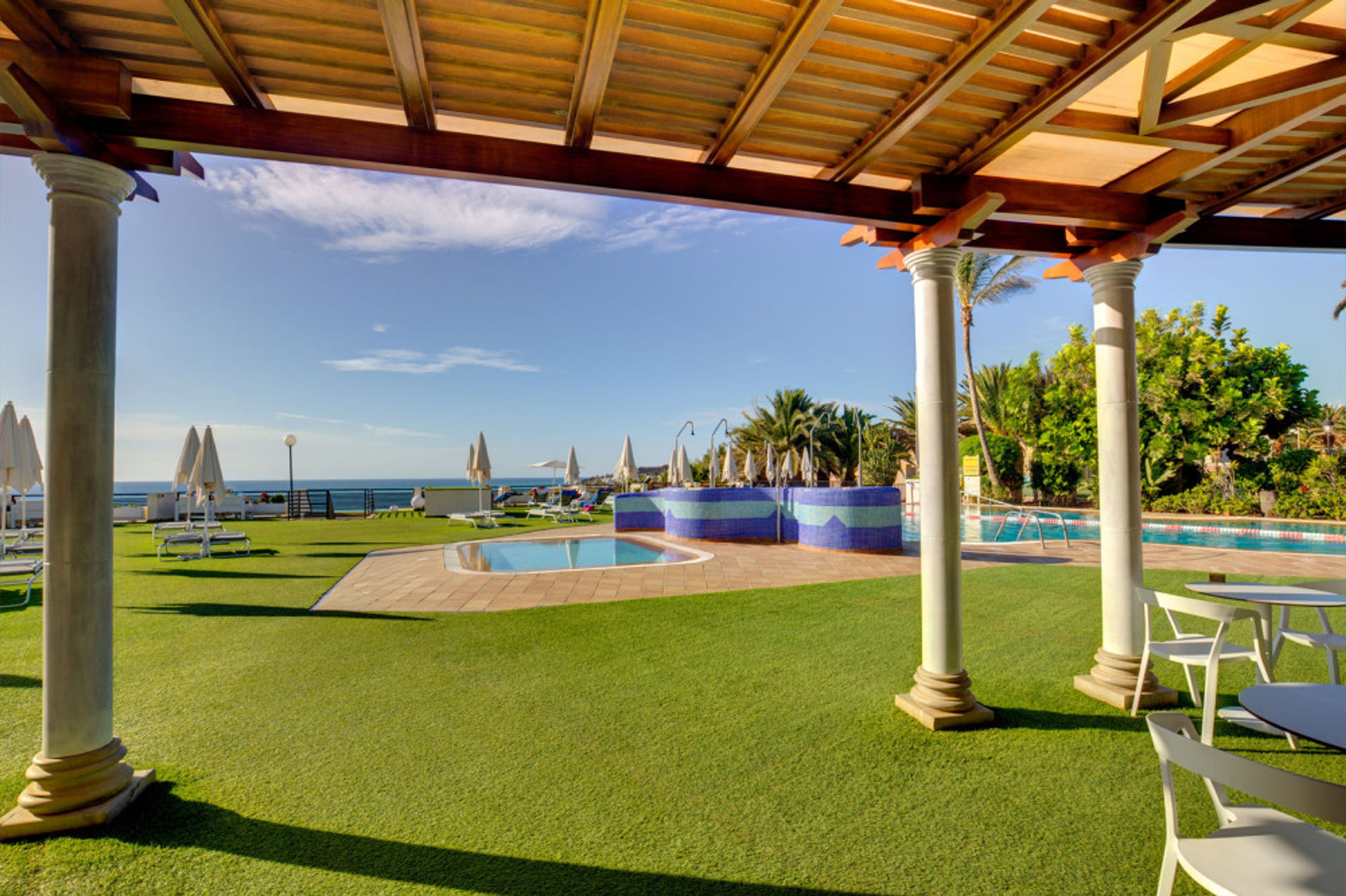 SBH Crystal Beach foto 1