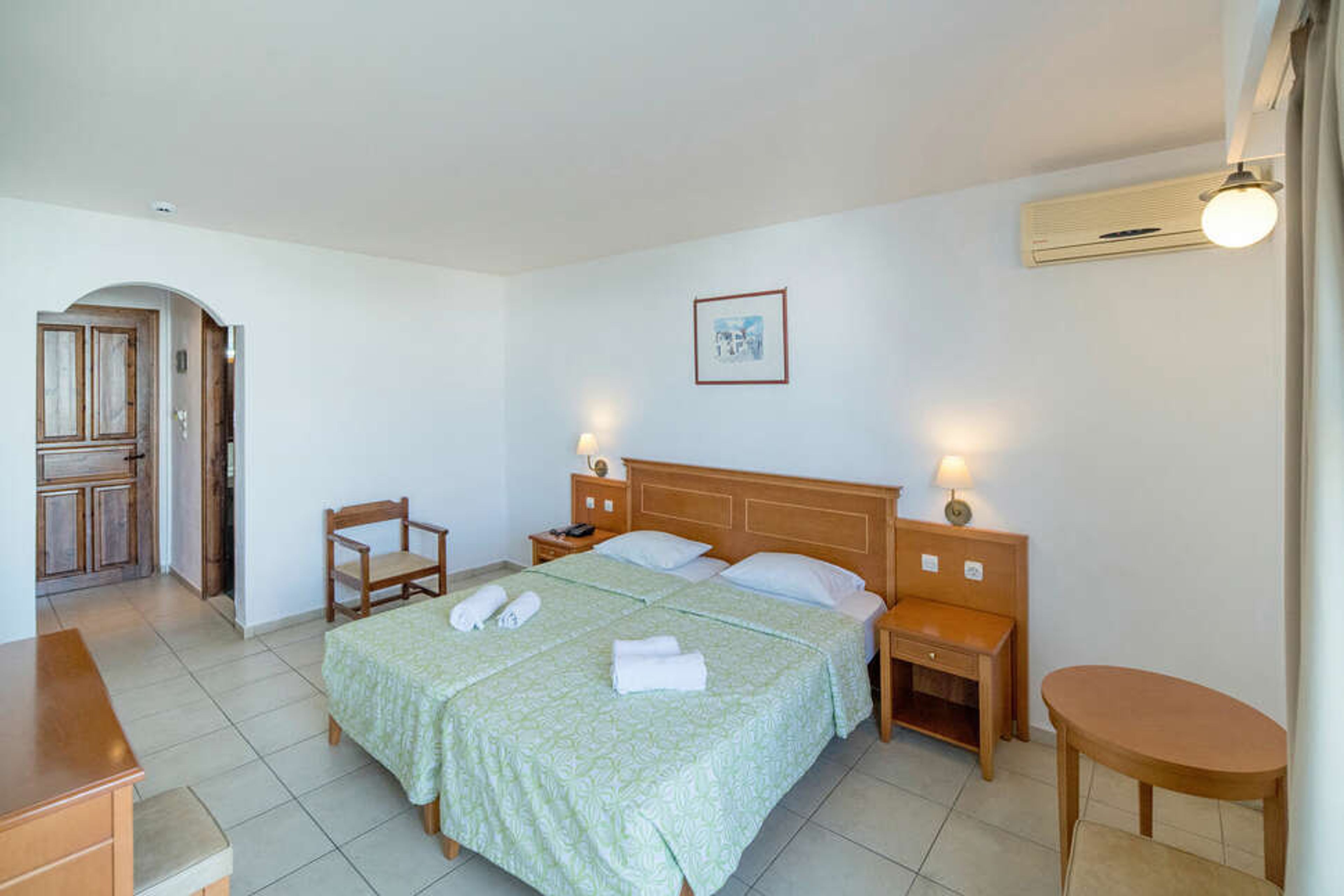 Semiramis Village foto 4