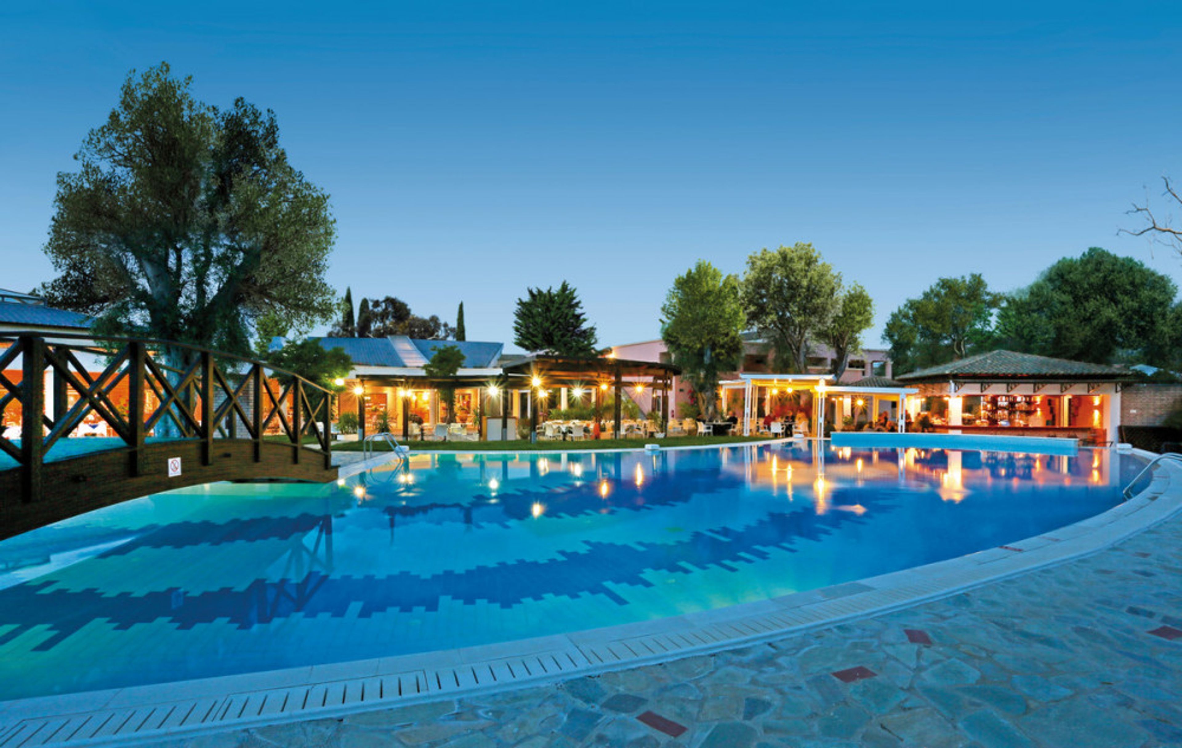 SENTIDO Apollo Palace