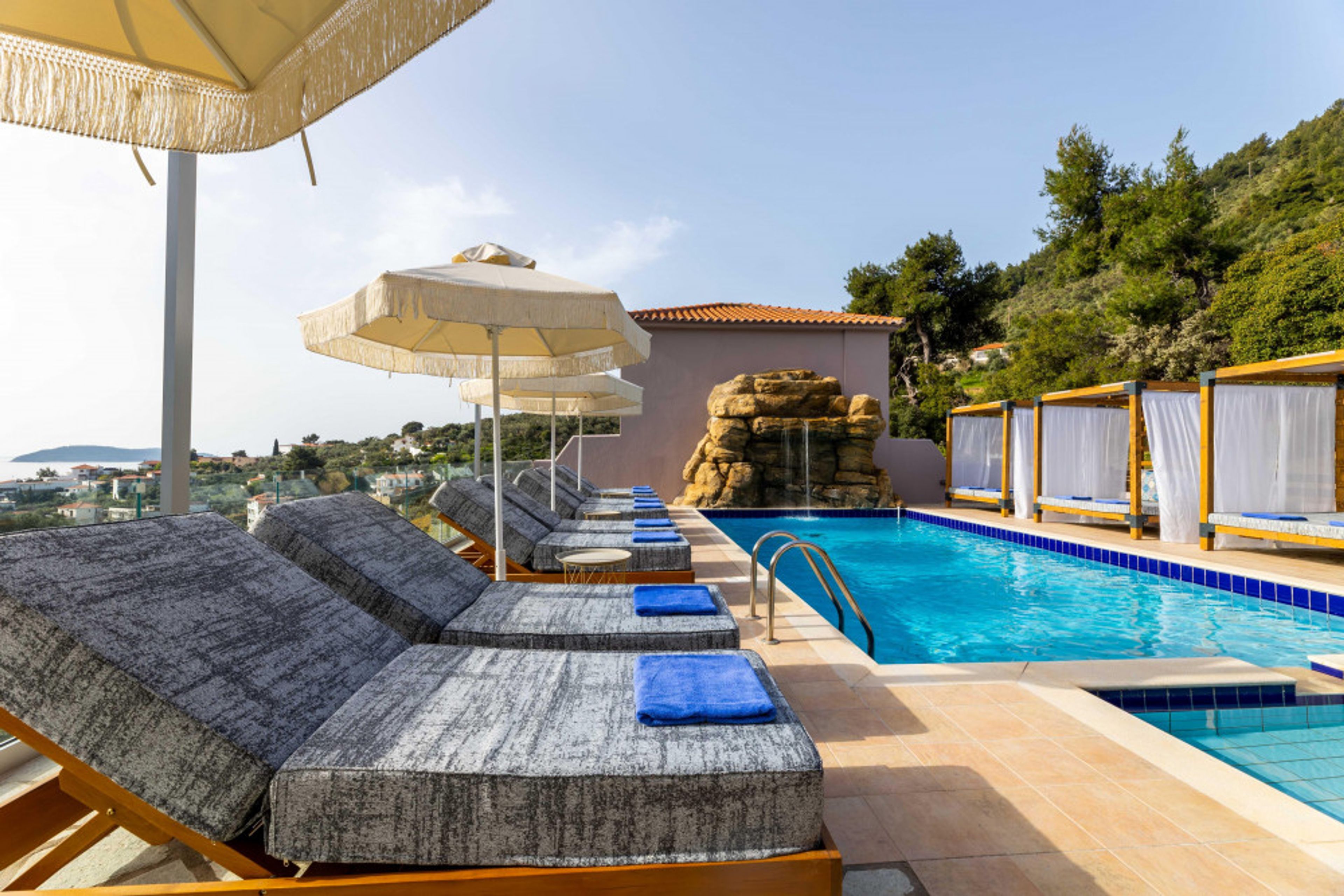 Hotel Skiathos Avaton Suites & Villas