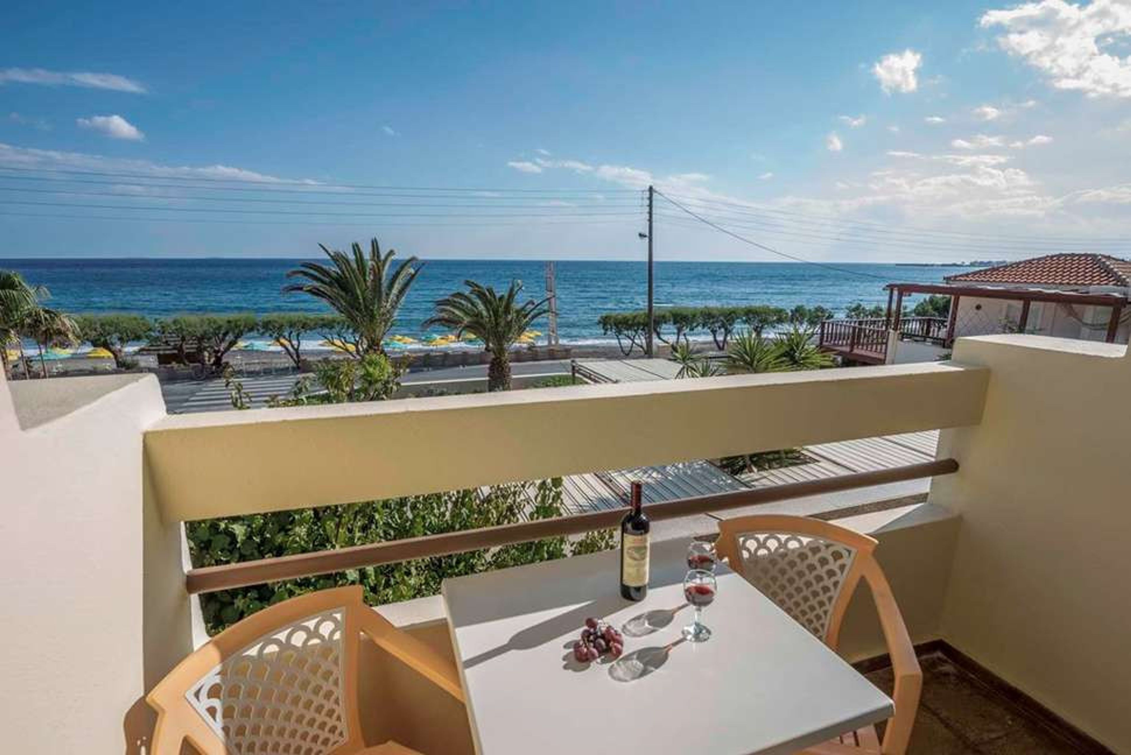 Tylissos Beach foto 4