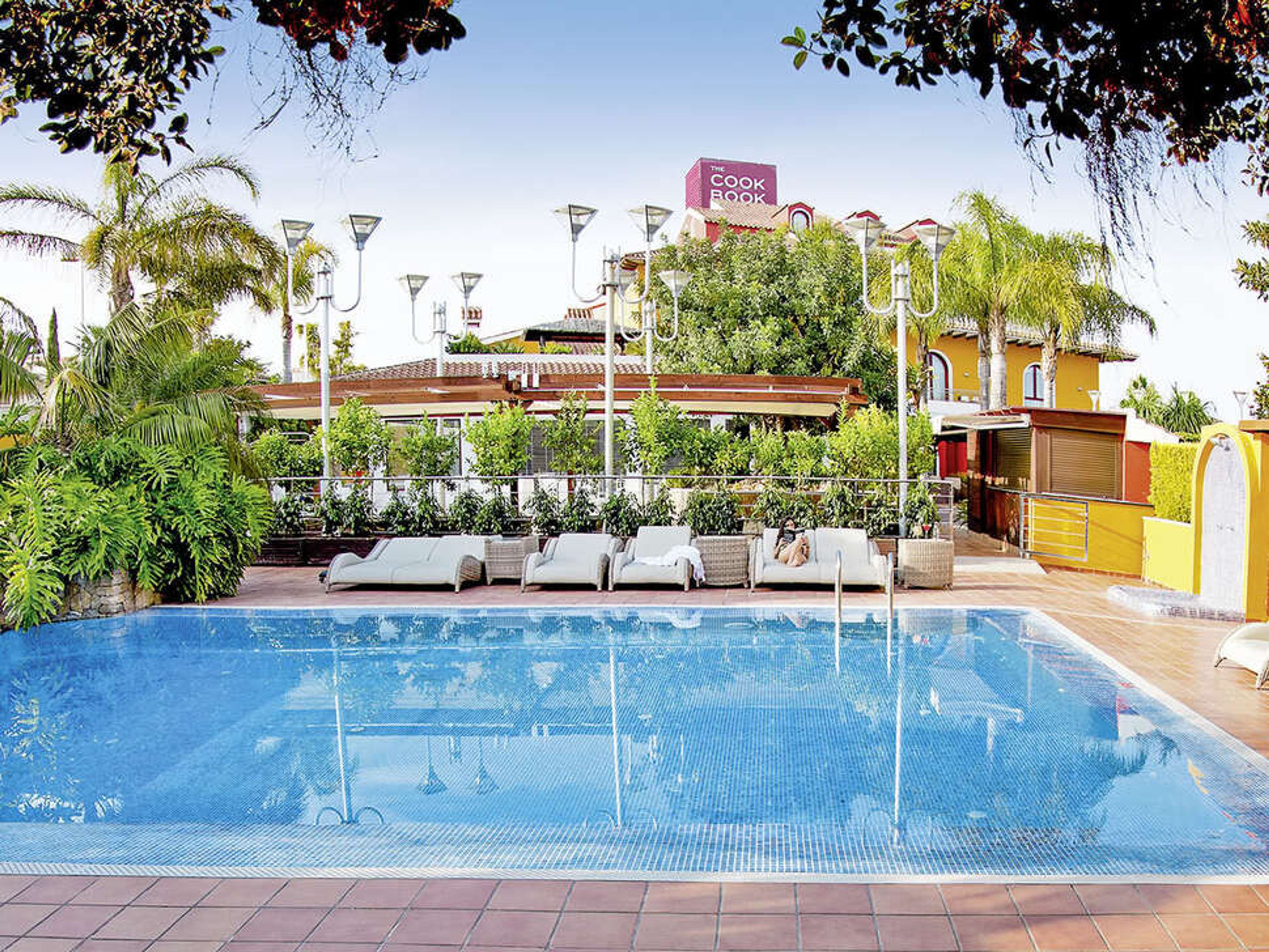 The Cook Book Gastro Boutique & Spa