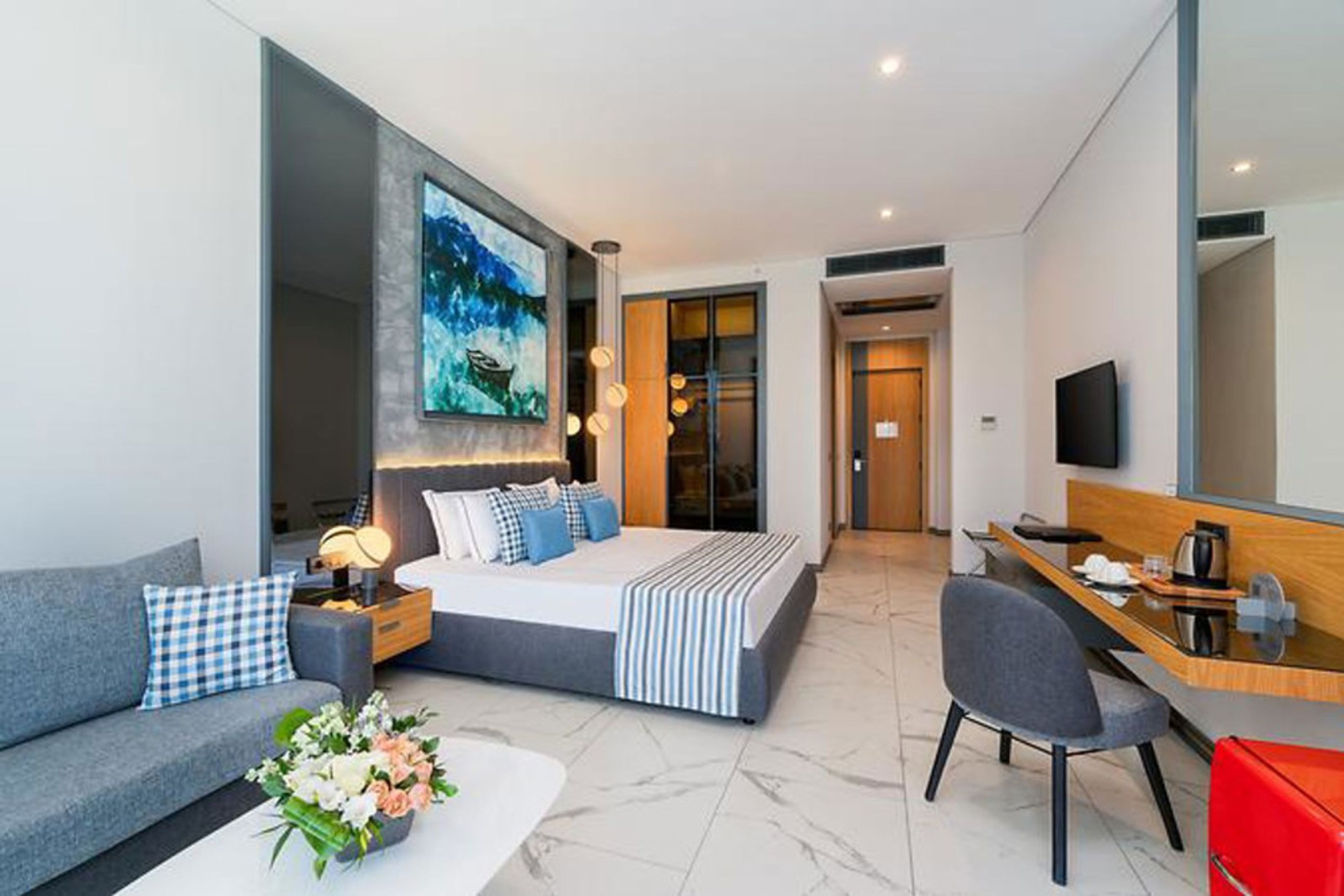 The Norm Collection Door'a foto 3