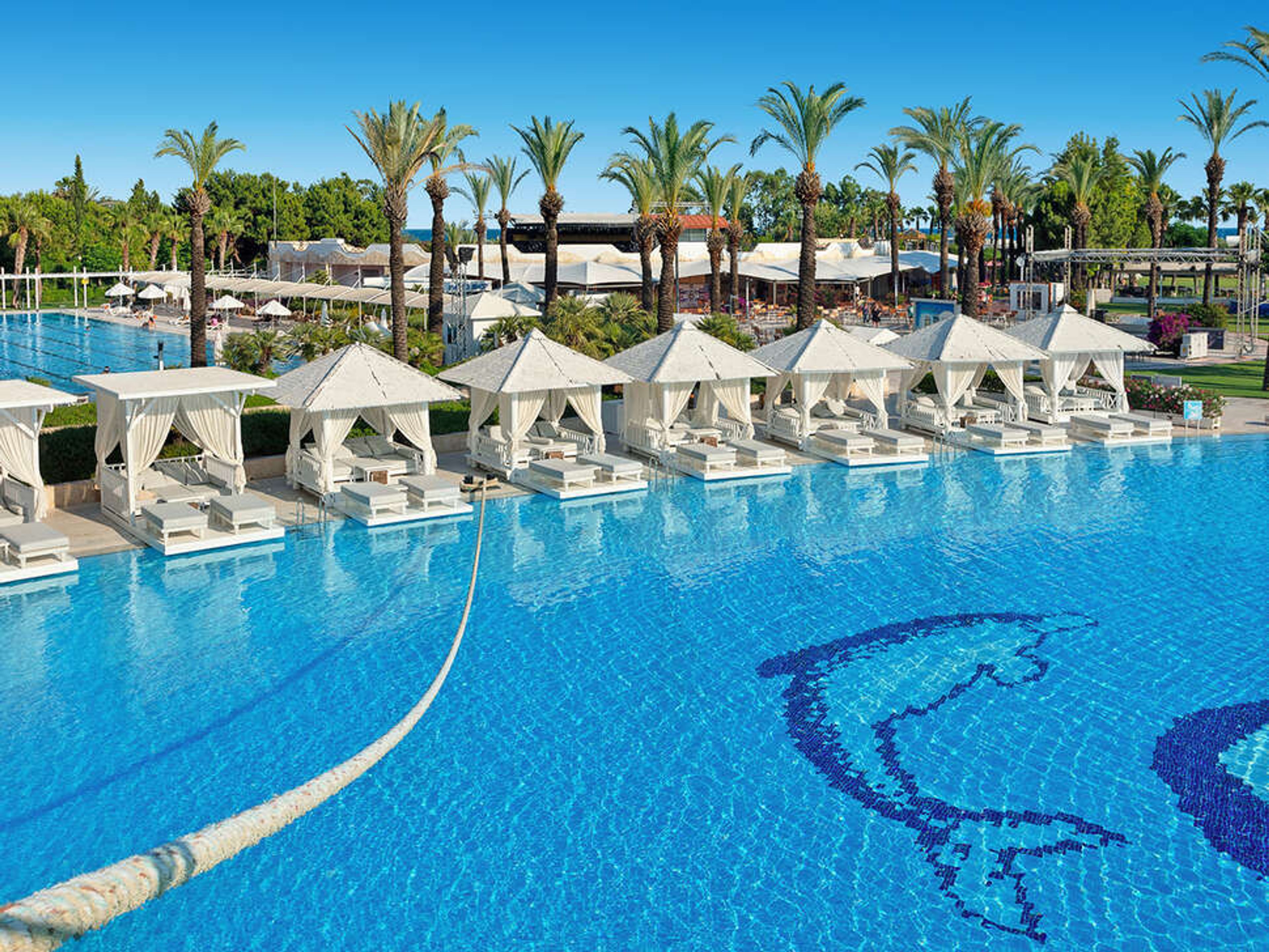 Titanic Deluxe Lara foto 1