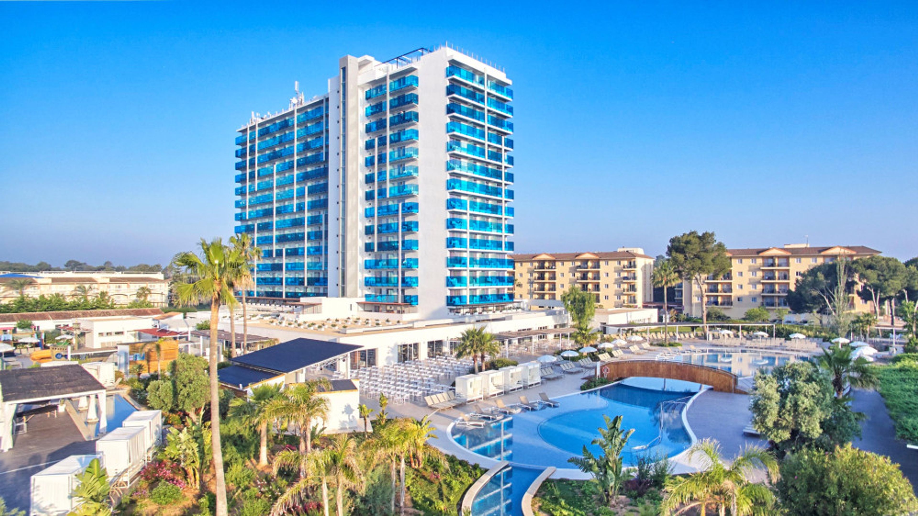 Tonga Tower Design Hotel & Suites - logies & ontbijt