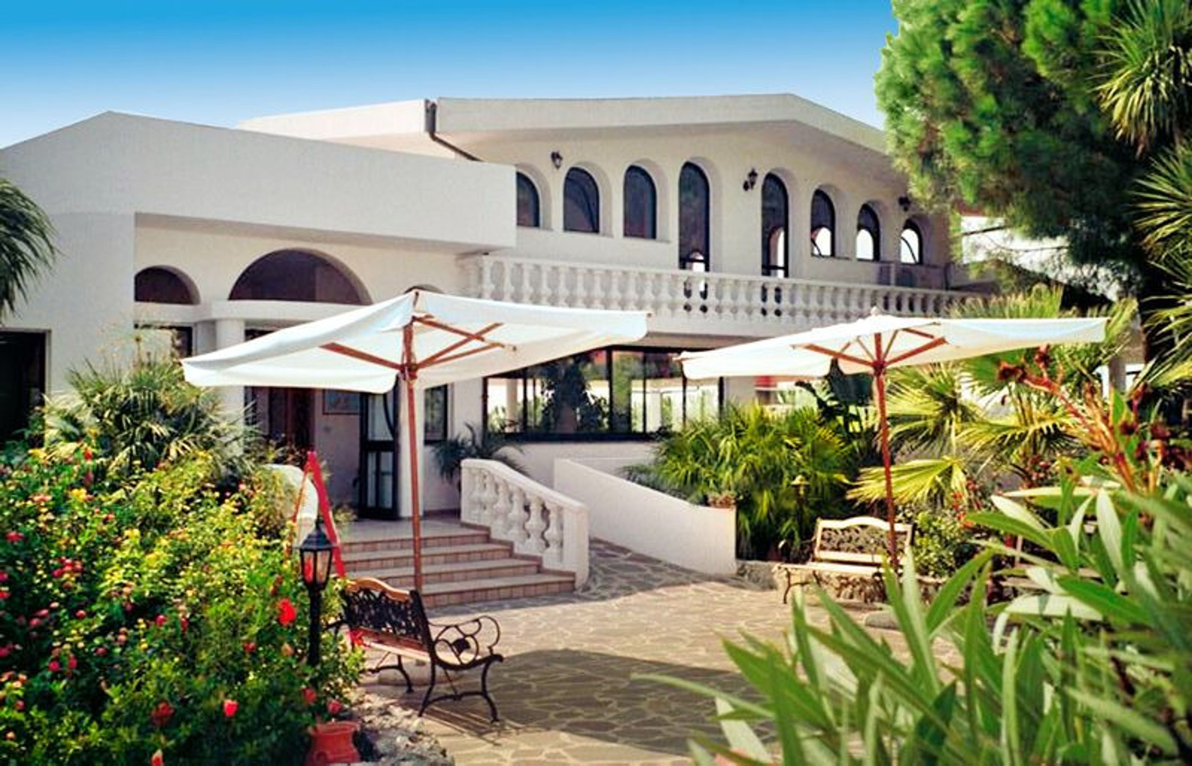 Villaggio Pineta Petto Bianco