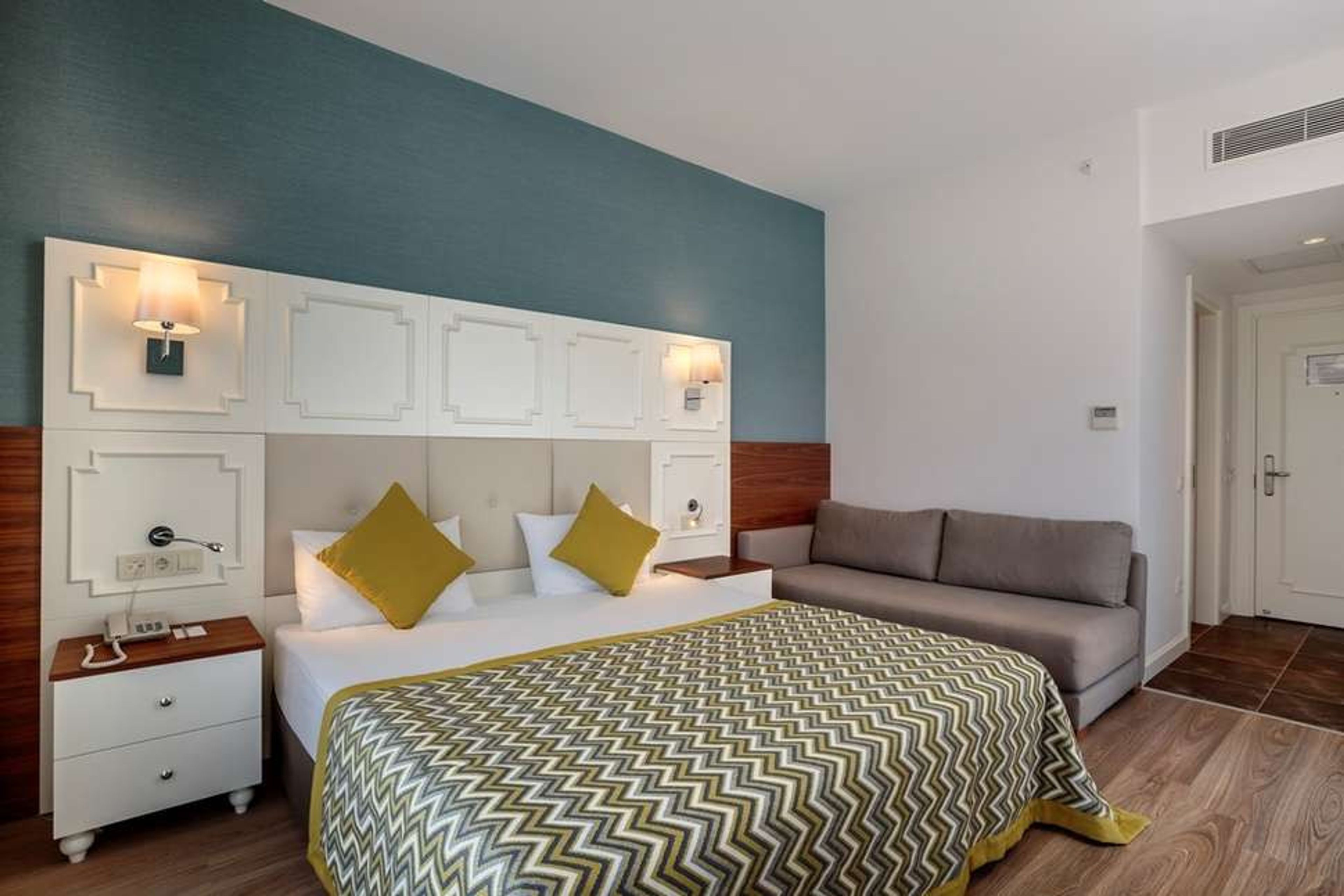 Well Palace Side foto 4