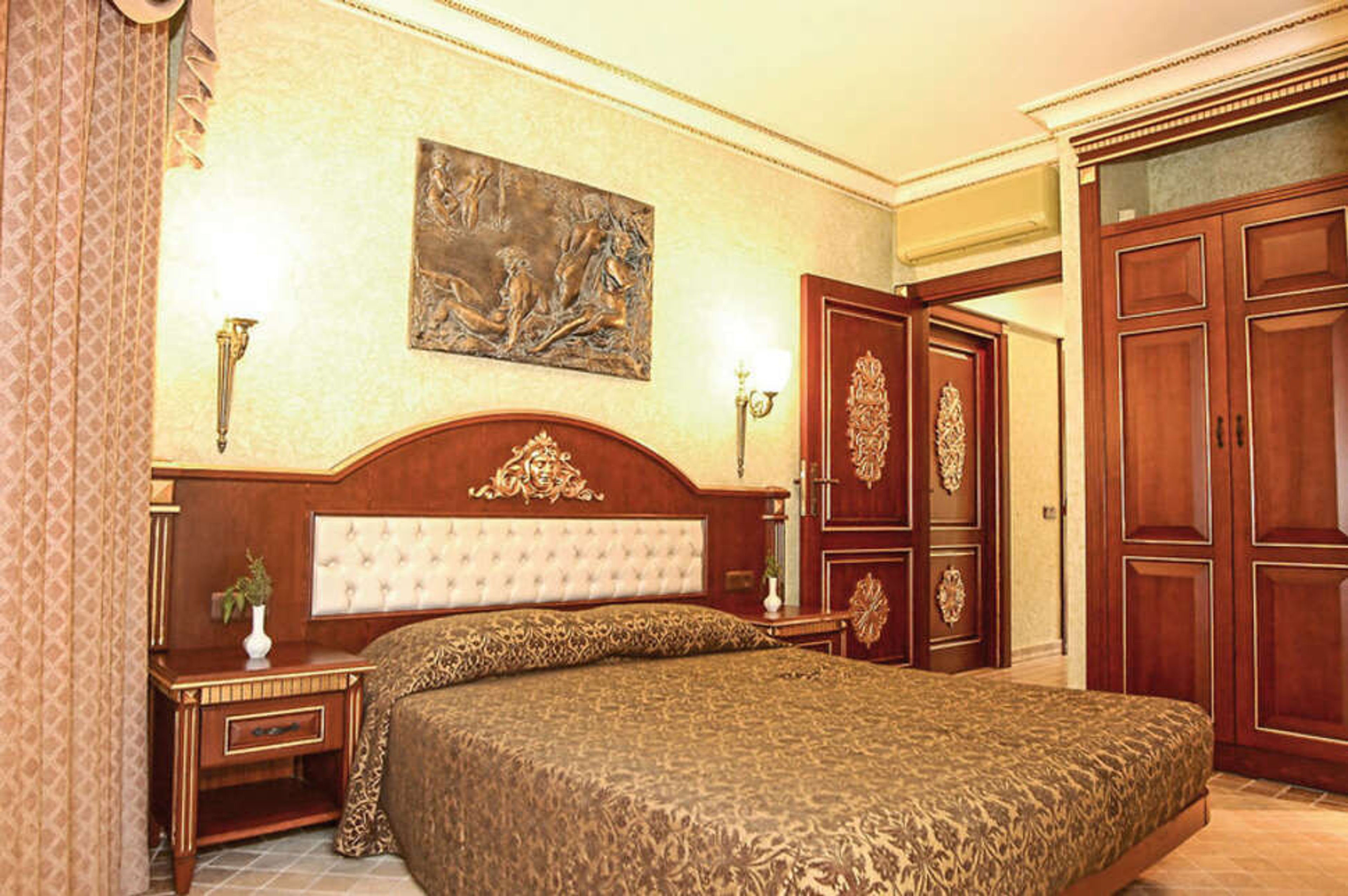 Yetkin Club foto 3