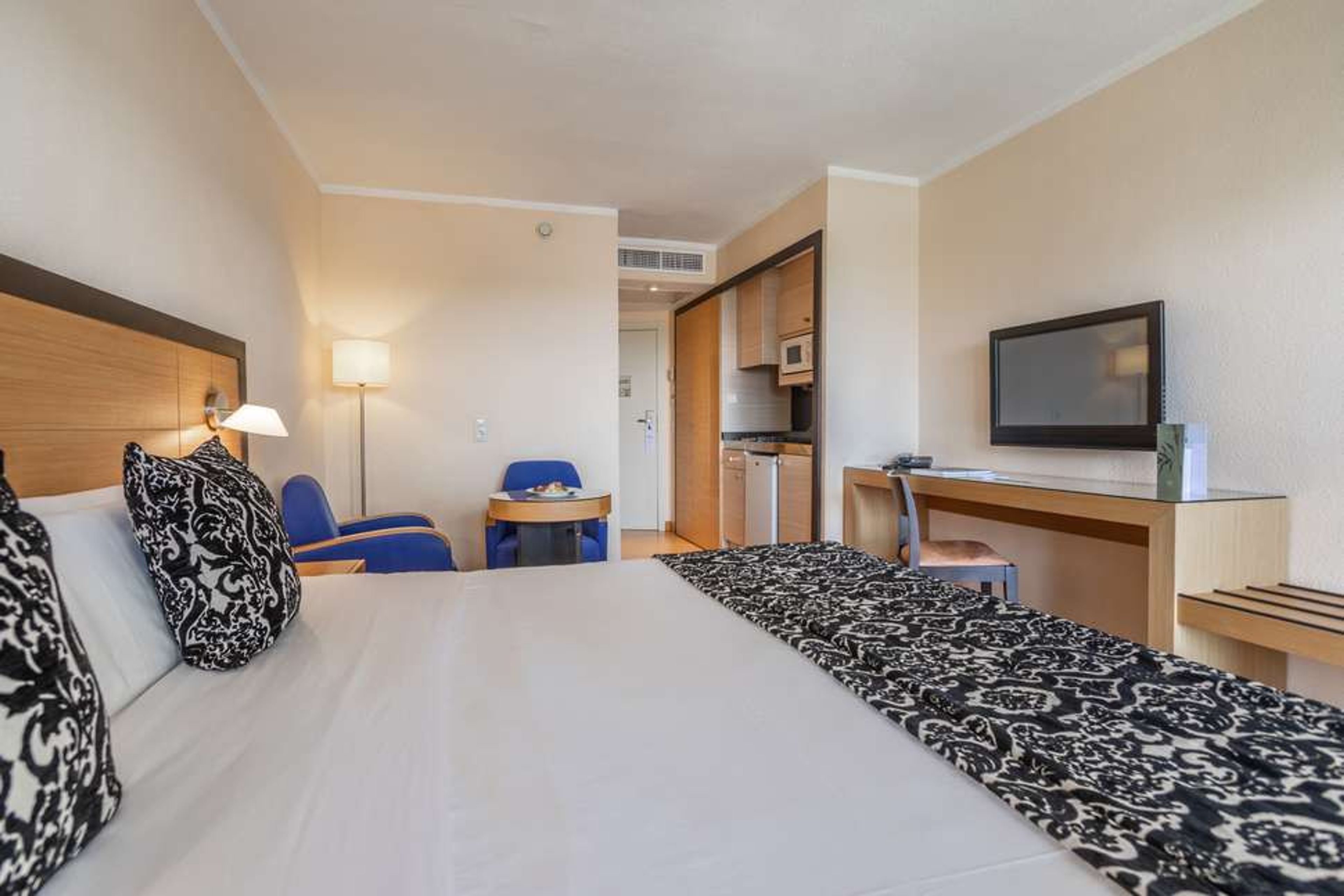 Zafiro Tropic foto 4